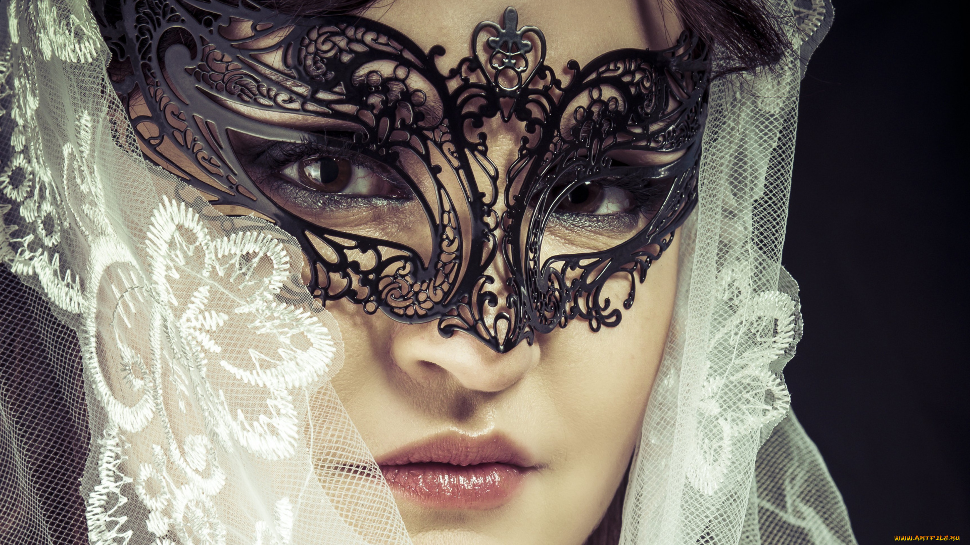 девушки, -unsort, , лица, , портреты, карие, глаза, девушка, фон, маска, взгляд