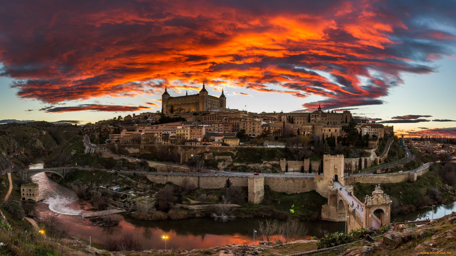 toledo, under, a, red, sky, города, толедо, , испания, тучи, зарево, замок, мосты, гора, река
