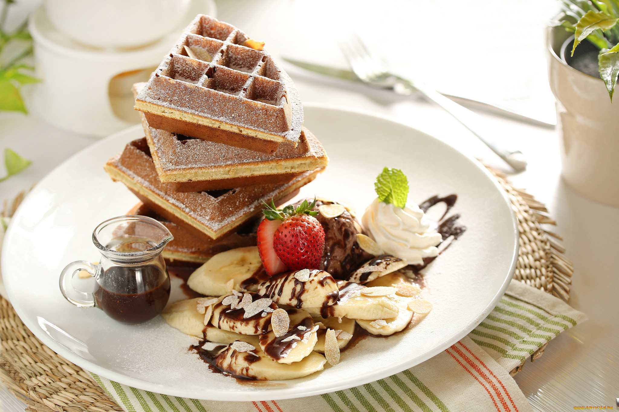 еда, блины, , оладьи, бананы, клубника, десерт, вафли, шоколад