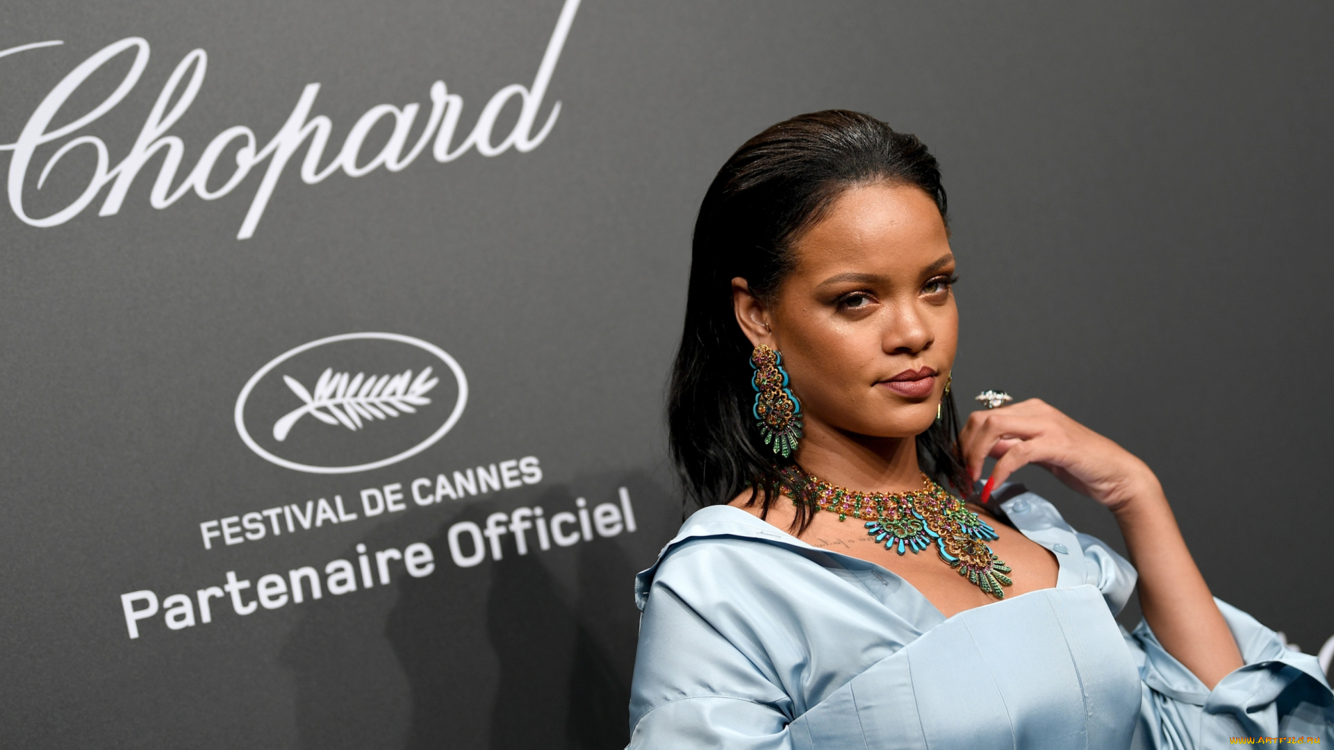 музыка, rihanna, певица, лицо, украшения, наряд