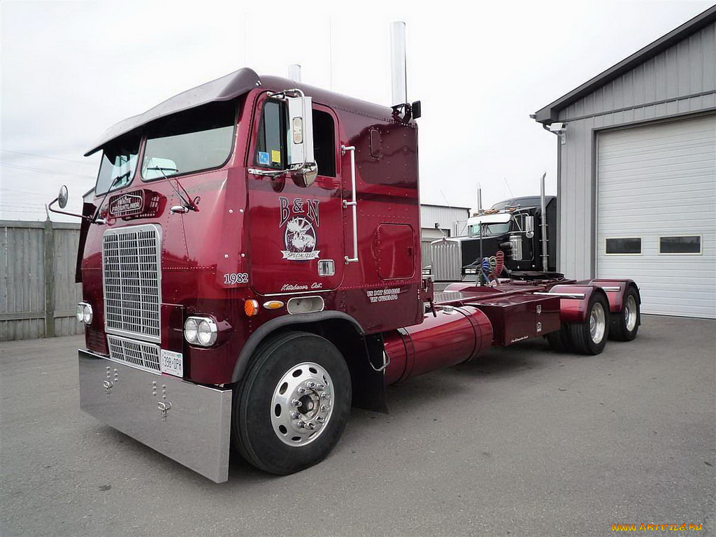 автомобили, freightliner