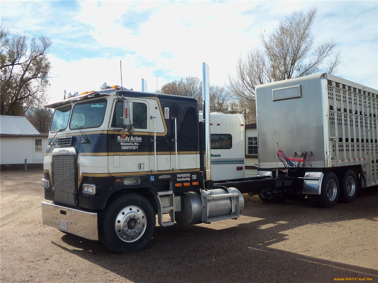 автомобили, freightliner