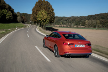 Картинка автомобили audi