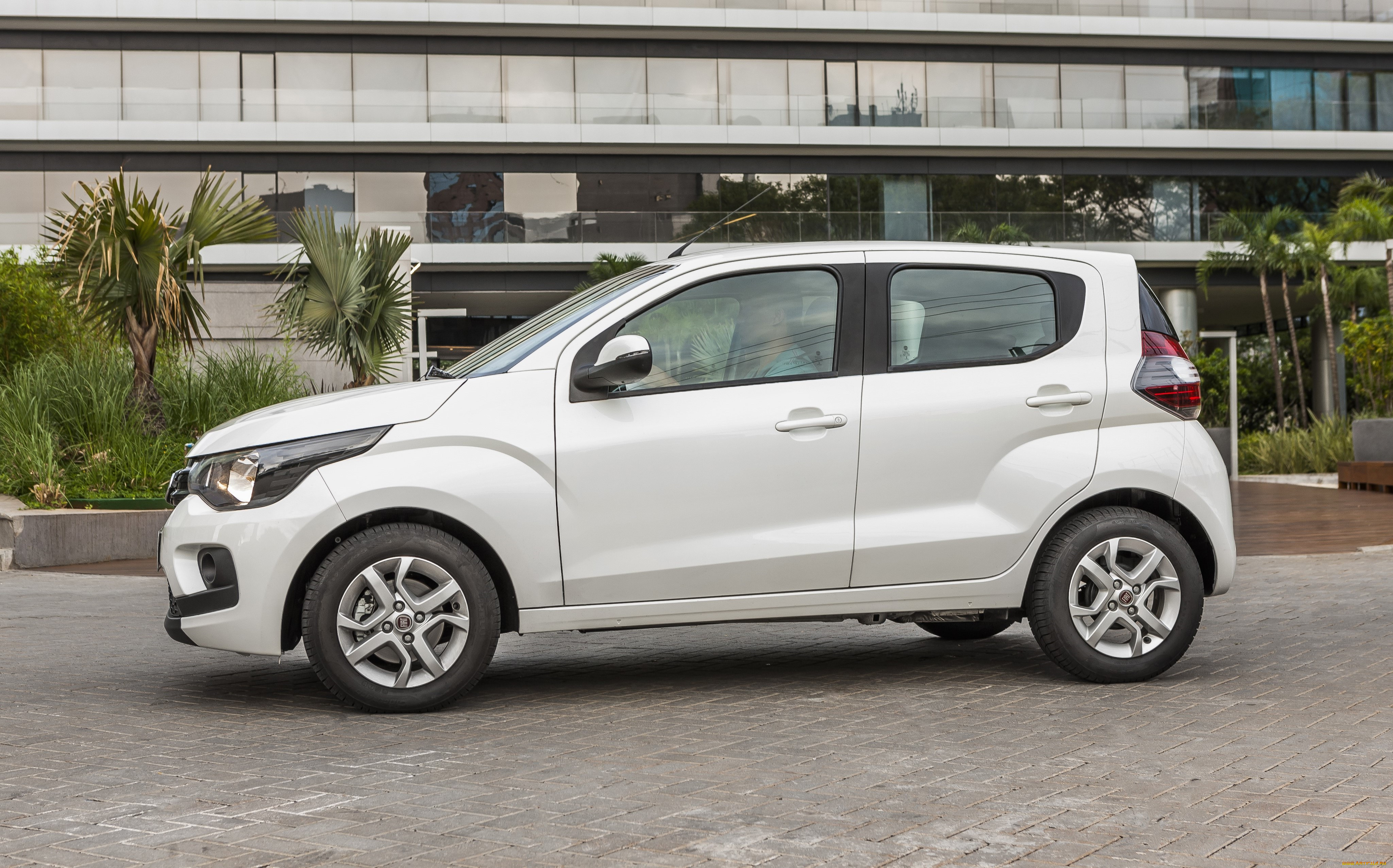 автомобили, fiat