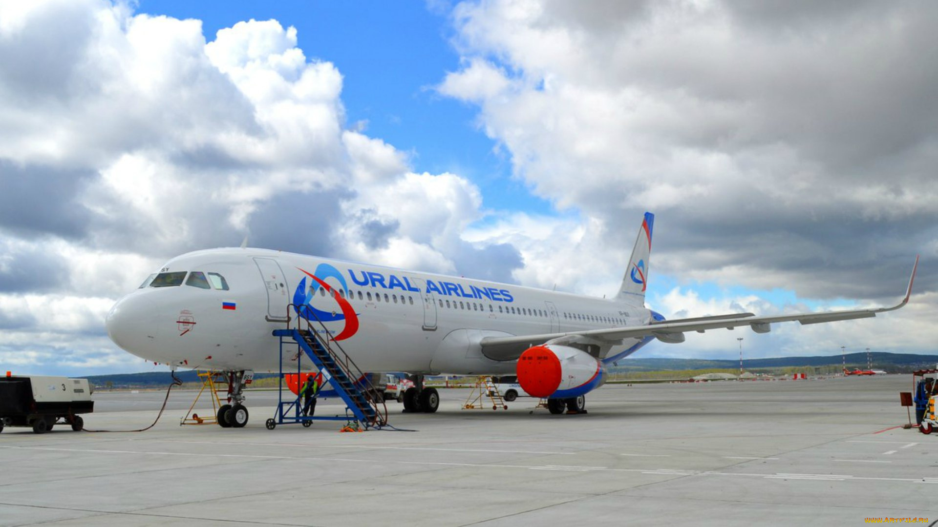 airbus, 321, авиация, пассажирские, самолёты, лайнер, гражданская, аэропорт, airbus, 321, уральские, авиалинии, свердловская, авиакомпания