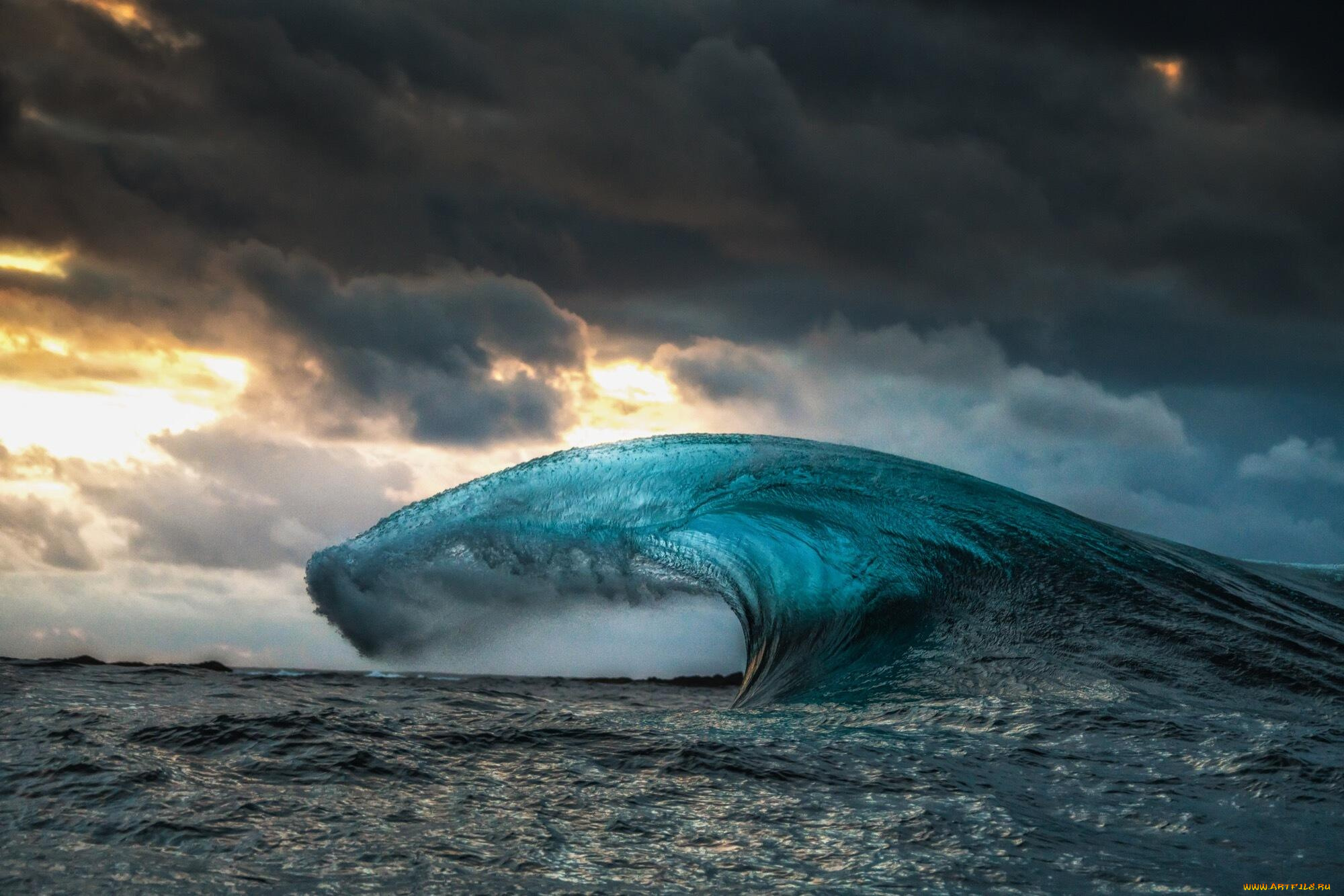 солитон, природа, моря, океаны, волны, шторм, буря, брызги, вода, океан, море, небо, непогода, ветер