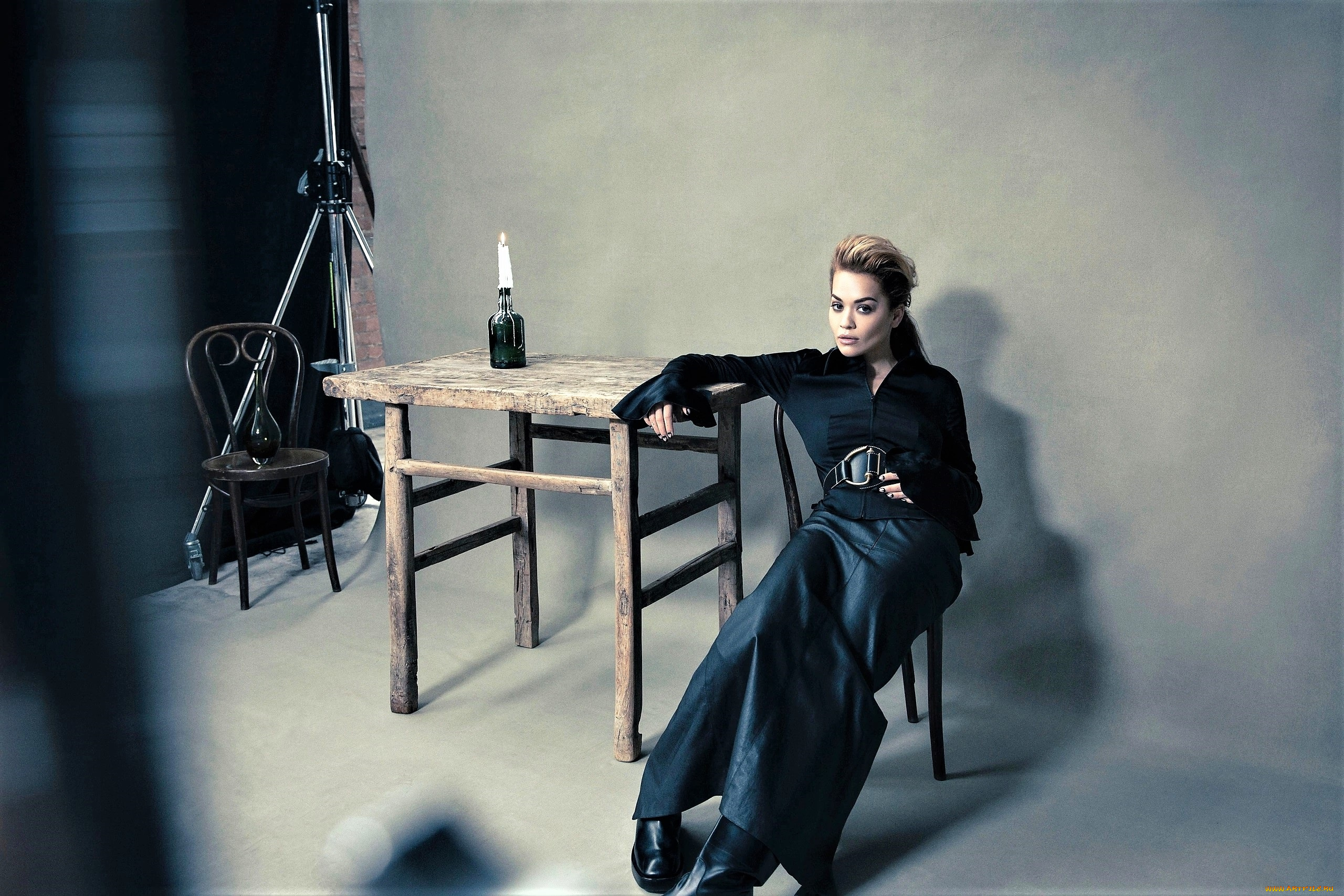 музыка, rita, ora, певица, стол