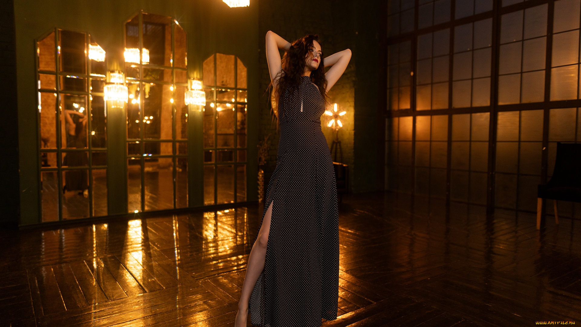 сексуальная, девушка, девушки, -, брюнетки, , шатенки, девушка, женщина, брюнетка, темноволосая, сексуальная, модель, звезда, позирует, разная, обувь, верхняя, стильная, одежда, нижнее, эротическое, бельё, трусы, лифчик, колготки, чулки, аксессуары, макияж, и, множество, элементов, на, фотографии