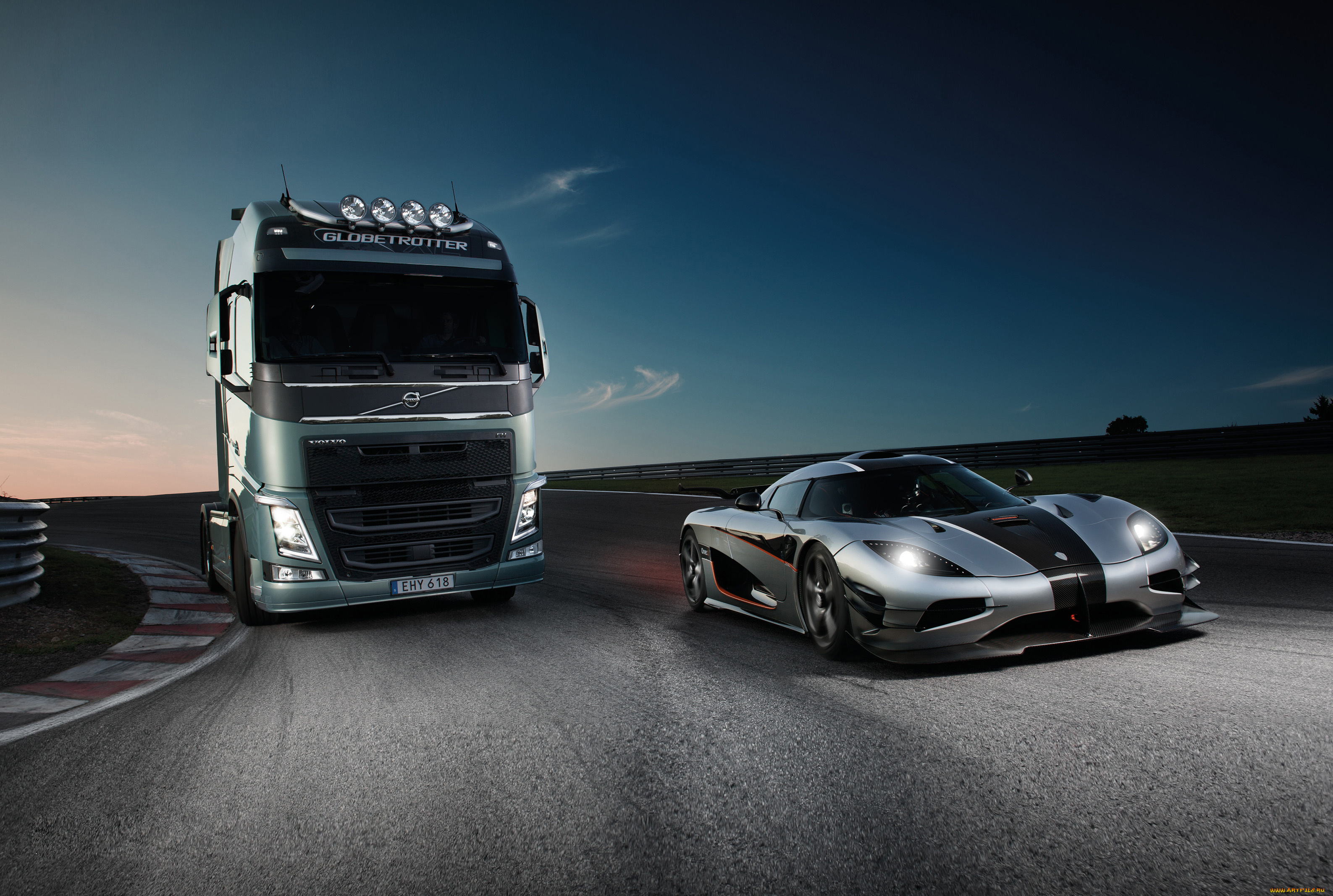 автомобили, разные, вместе, koenigsegg, vs, truck