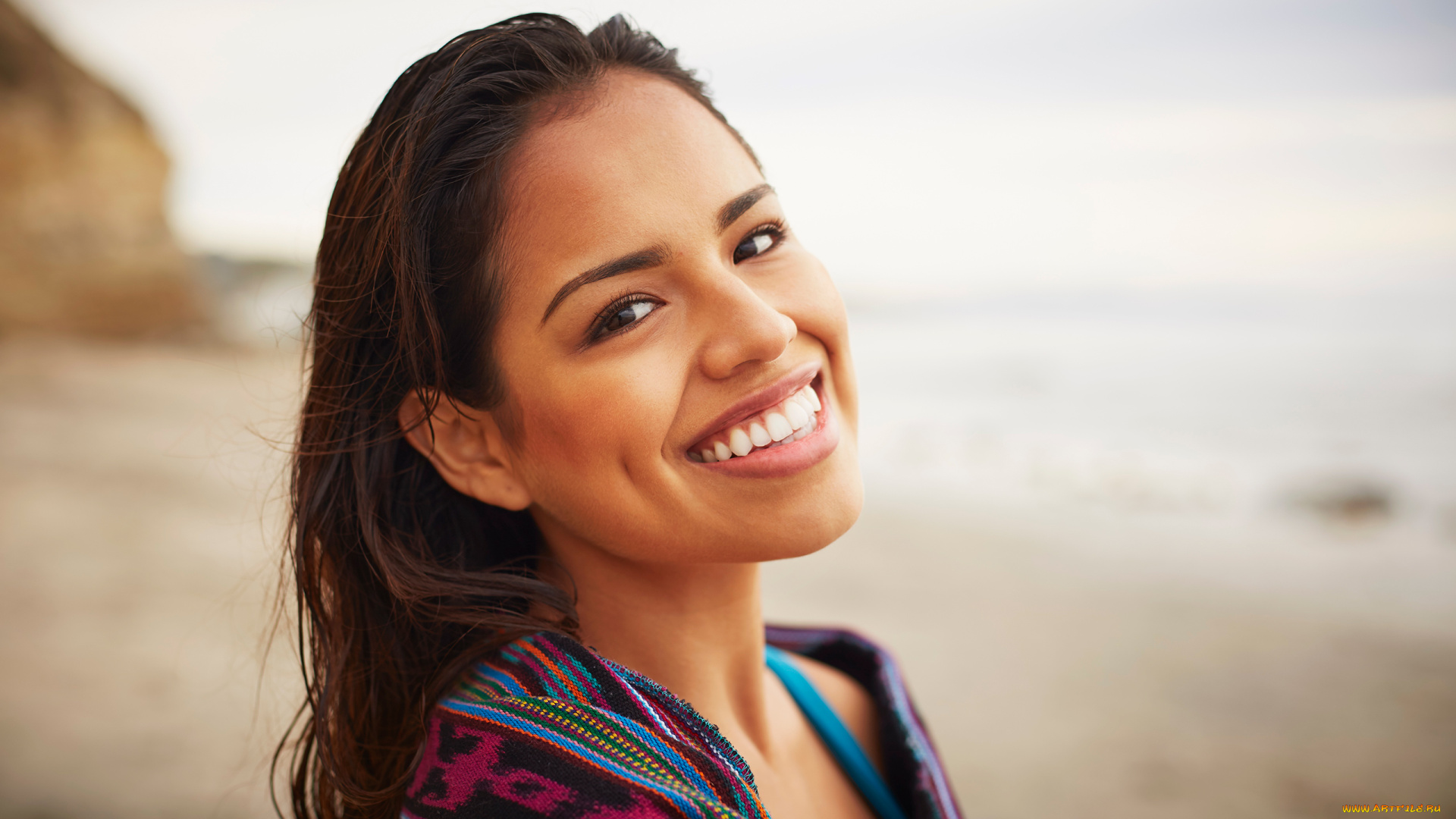 девушки, -, лица, , портреты, девушка, улыбка, латино, лицо, модель, портрет, брюнетка, красотка, красавица, флирт, секси, поза, взгляд, макияж