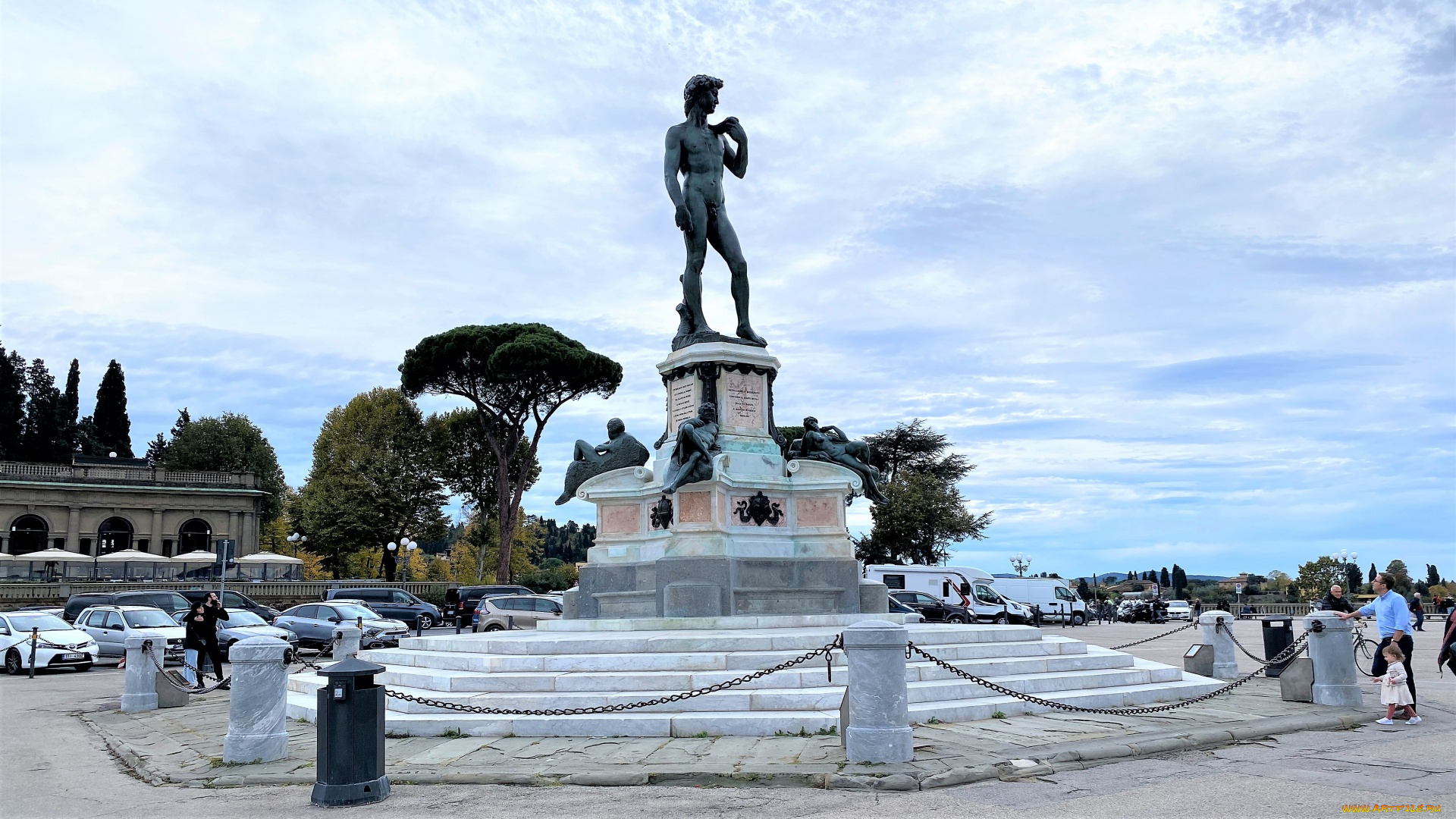 replica, sculpture, of, `david`, at, piazzale, michelangelo, города, флоренция, , италия, replica, sculpture, of, 'david', at, piazzale, michelangelo