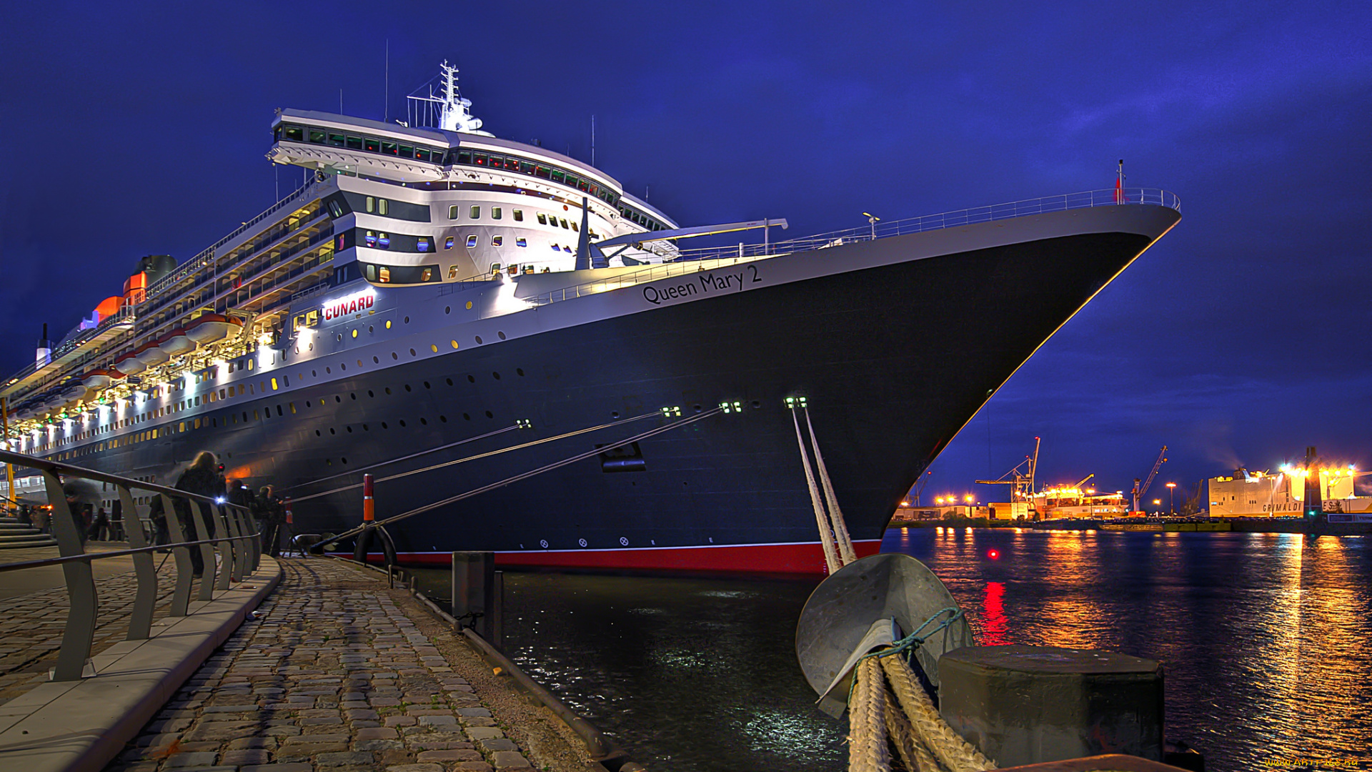 queen, mary, 2, корабли, лайнеры, круиз, лайнер, причал, огни, ночь, швартовы, стоянка
