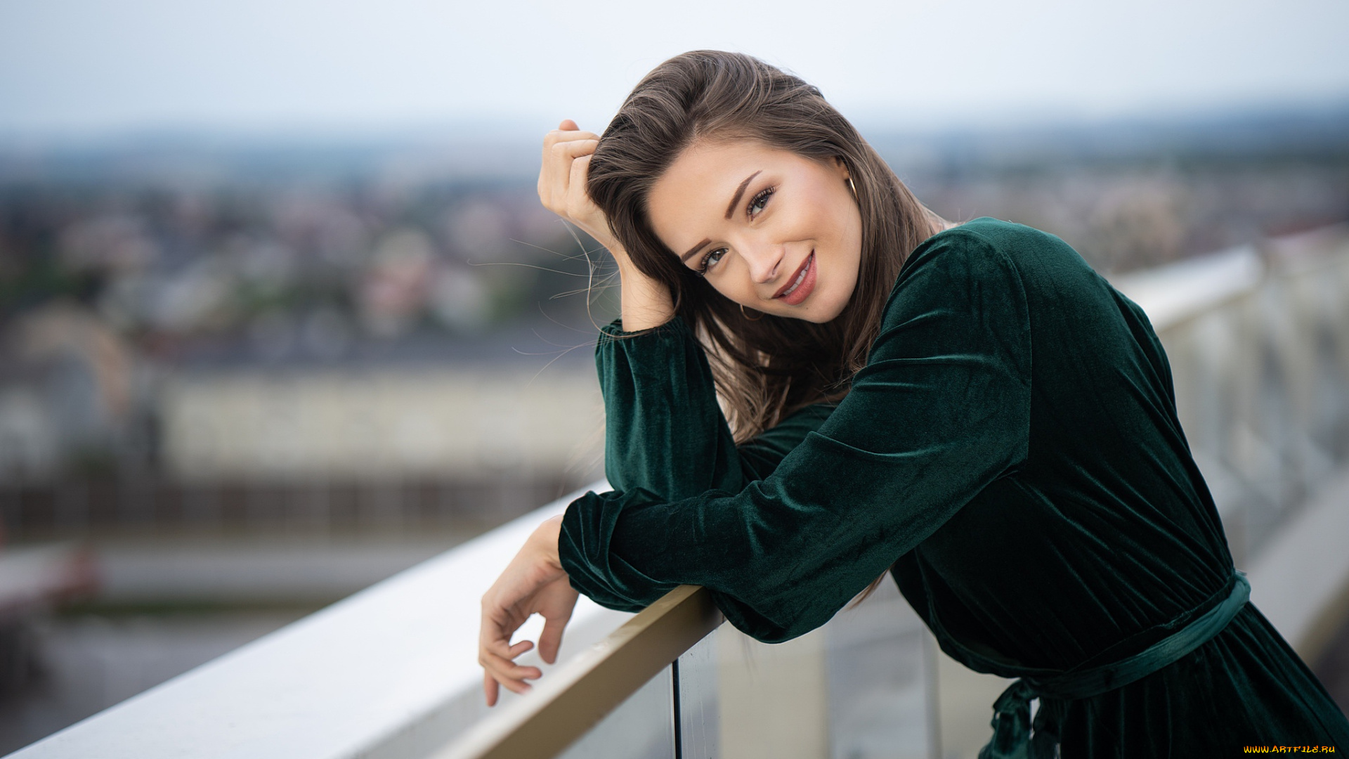 девушки, -, брюнетки, , шатенки, девушка, зеленый, платье, брюнетка, улыбка