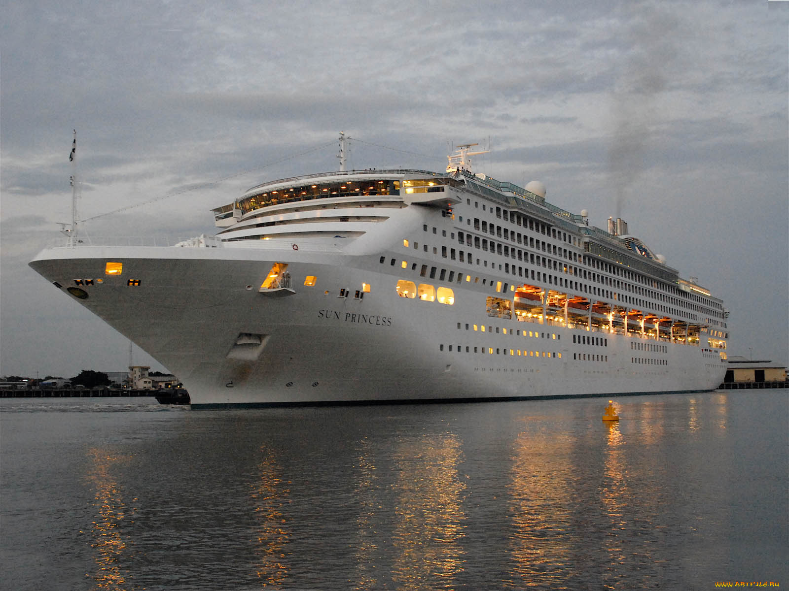 корабли, лайнеры