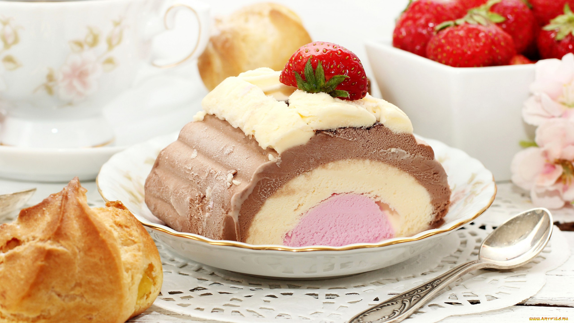 еда, мороженое, , десерты, клубничное, шоколадное, клубника