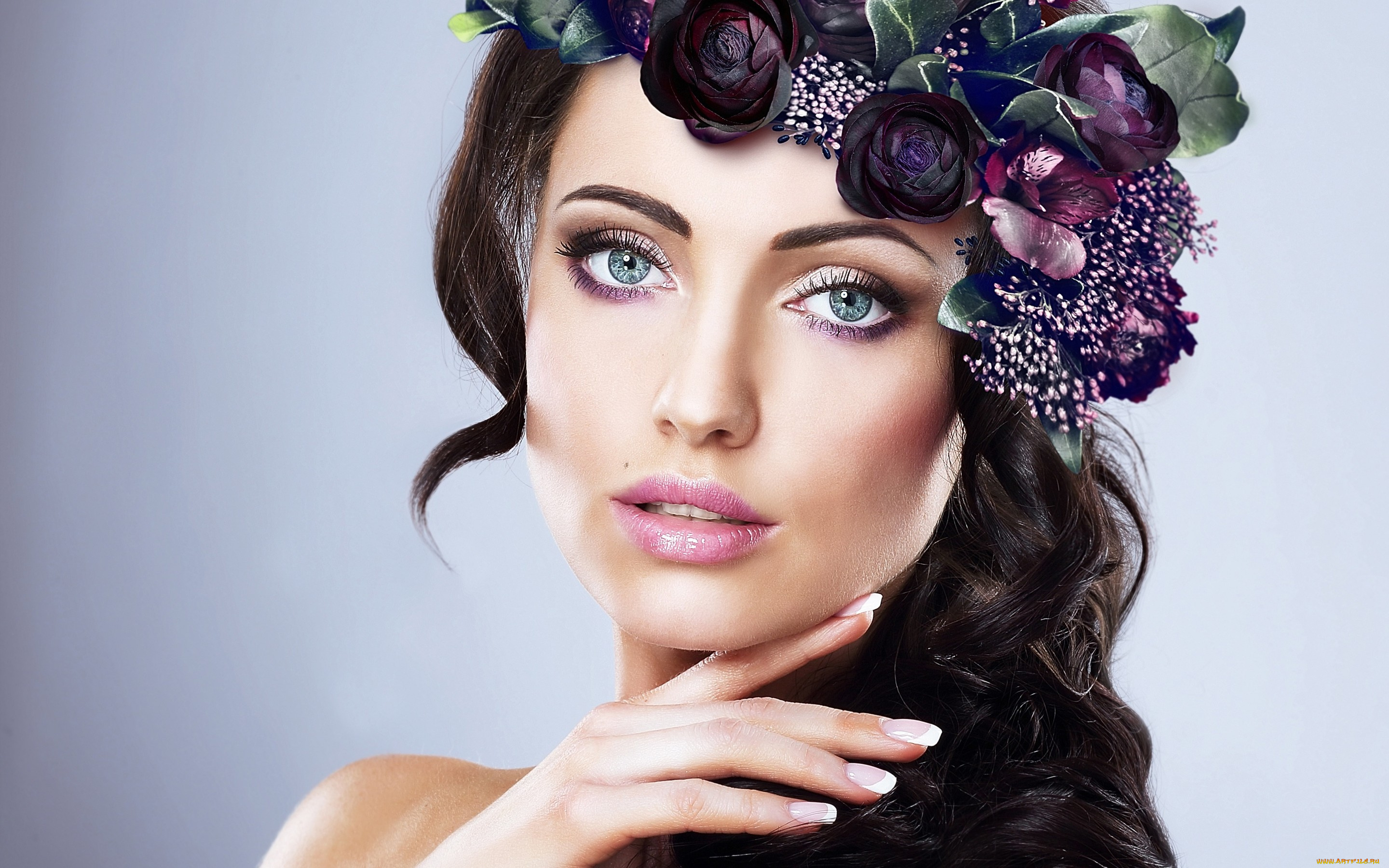 девушки, -unsort, , лица, , портреты, макияж, девушка, взгляд, модель, фон, плечи, локоны, волосы, цветы, венок