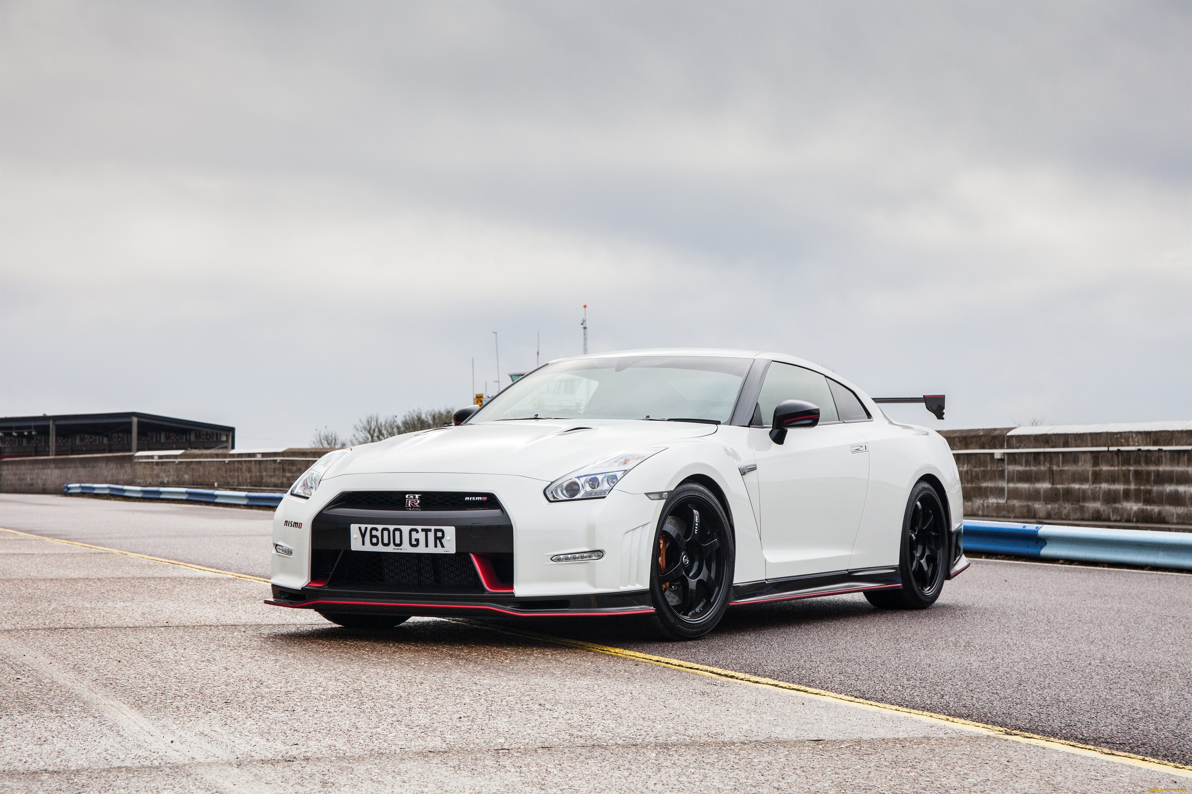 автомобили, nissan, datsun, nismo, светлый, 2015г, r35, uk-spec, gt-r
