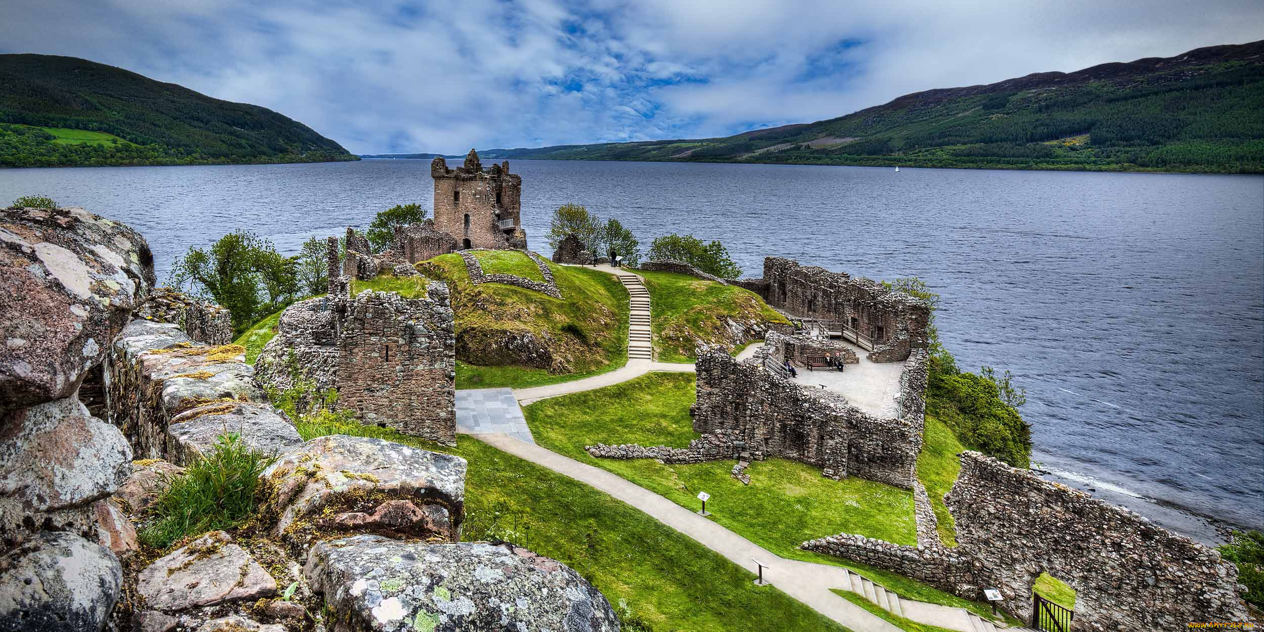 urquhart, castle, &, loch, ness, , scottish, highlands, города, -, пейзажи, простор