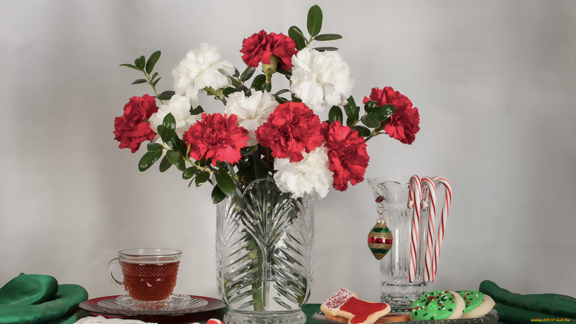 еда, натюрморт, чай, печенье, букет, гвоздики