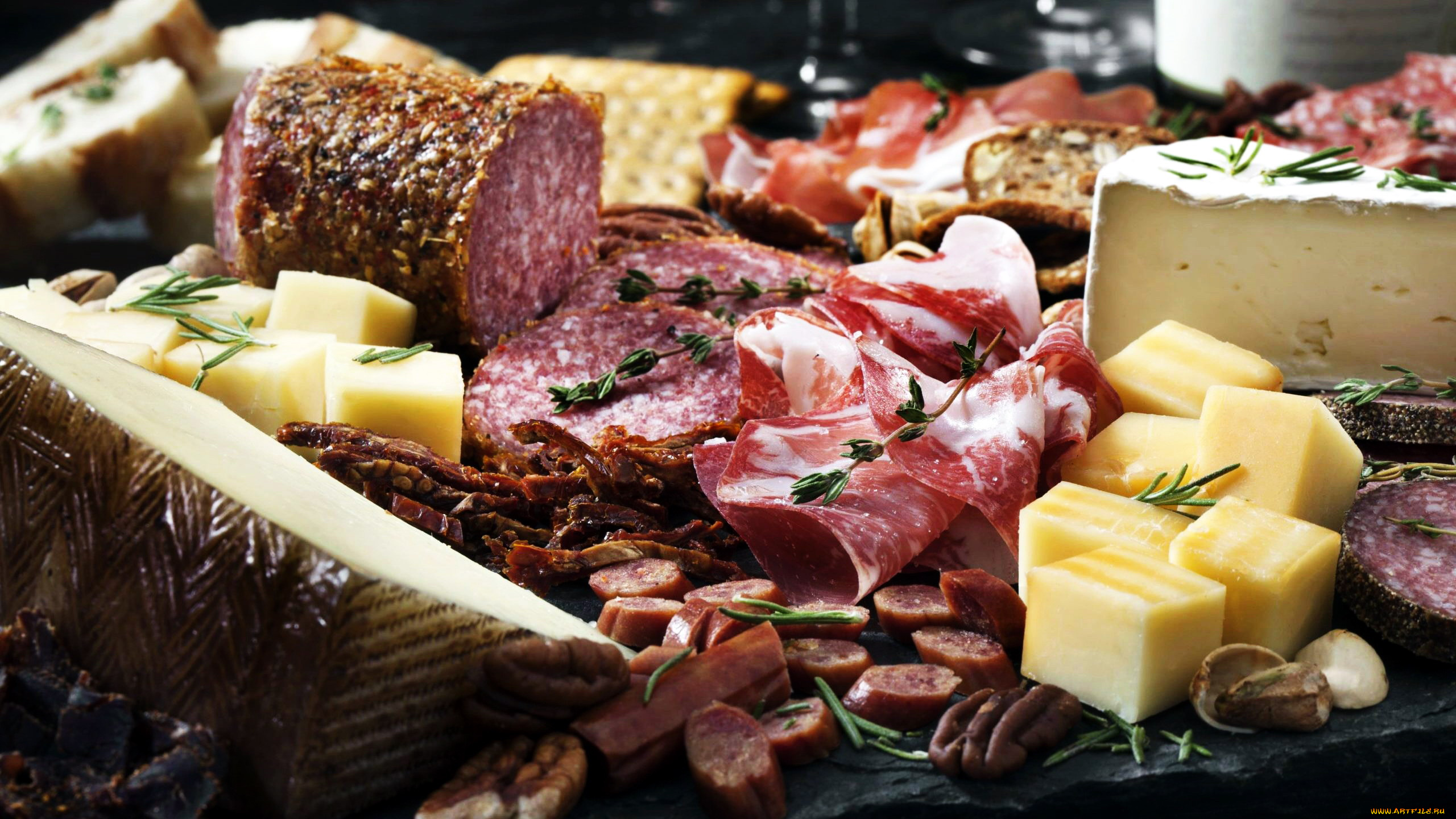 еда, разное, сыр, колбаса, орехи, ветчина