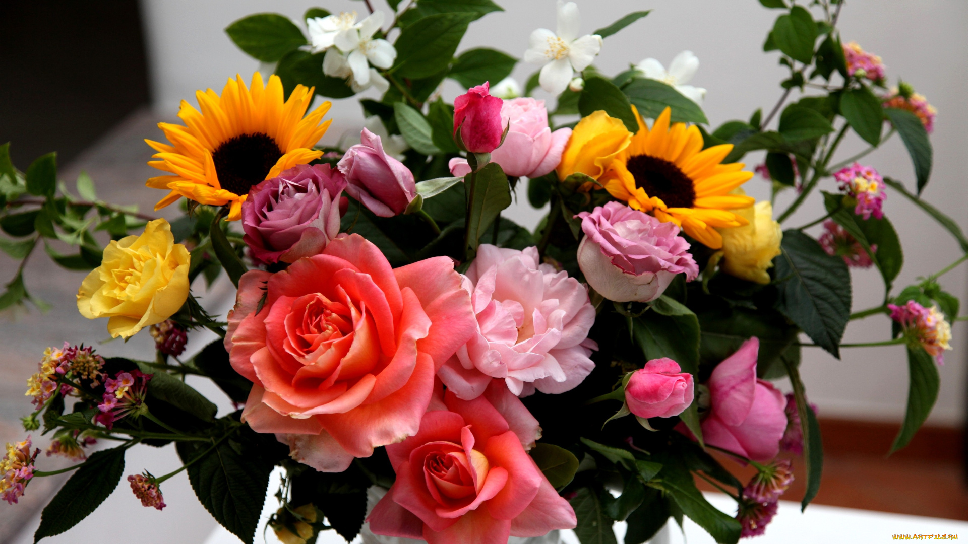цветы, букеты, композиции, розы, подсолнух, жасмин, лантана