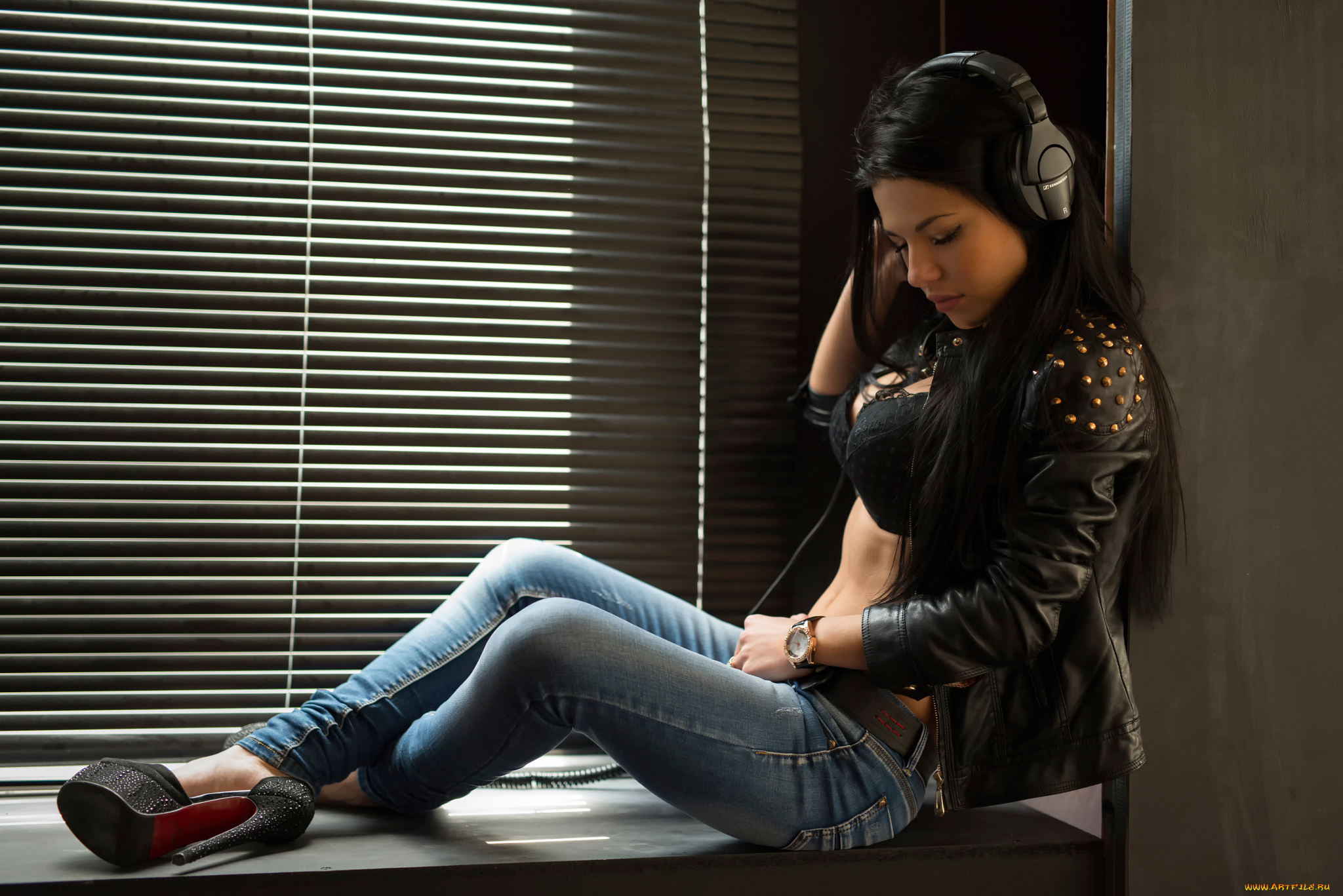 девушки, -unsort, , брюнетки, , шатенки, девушка, окно, антон, печкуров, наушники, джинсы, шимкович, марина