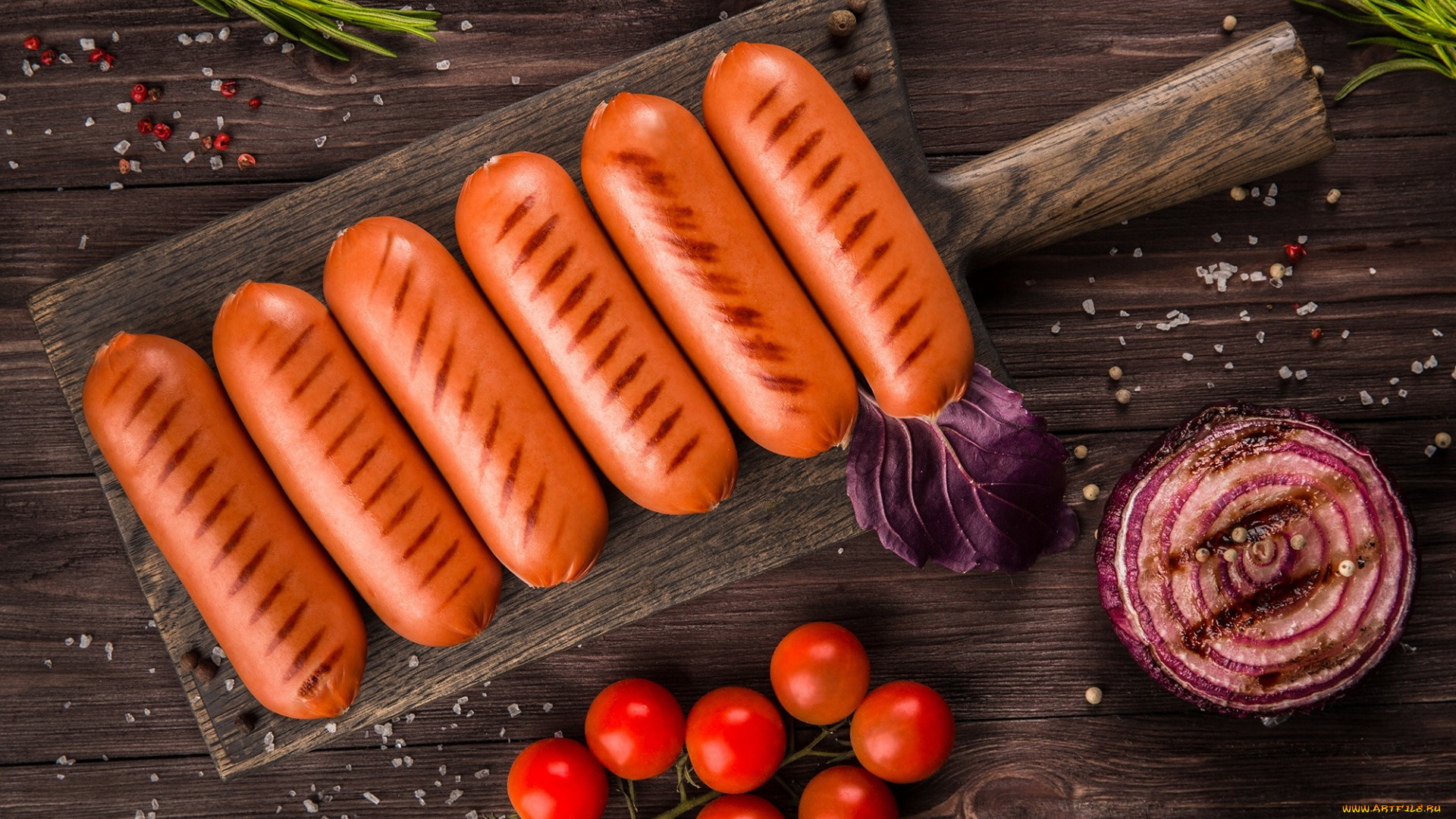 еда, колбасные, изделия, сосиски, лук, помидоры