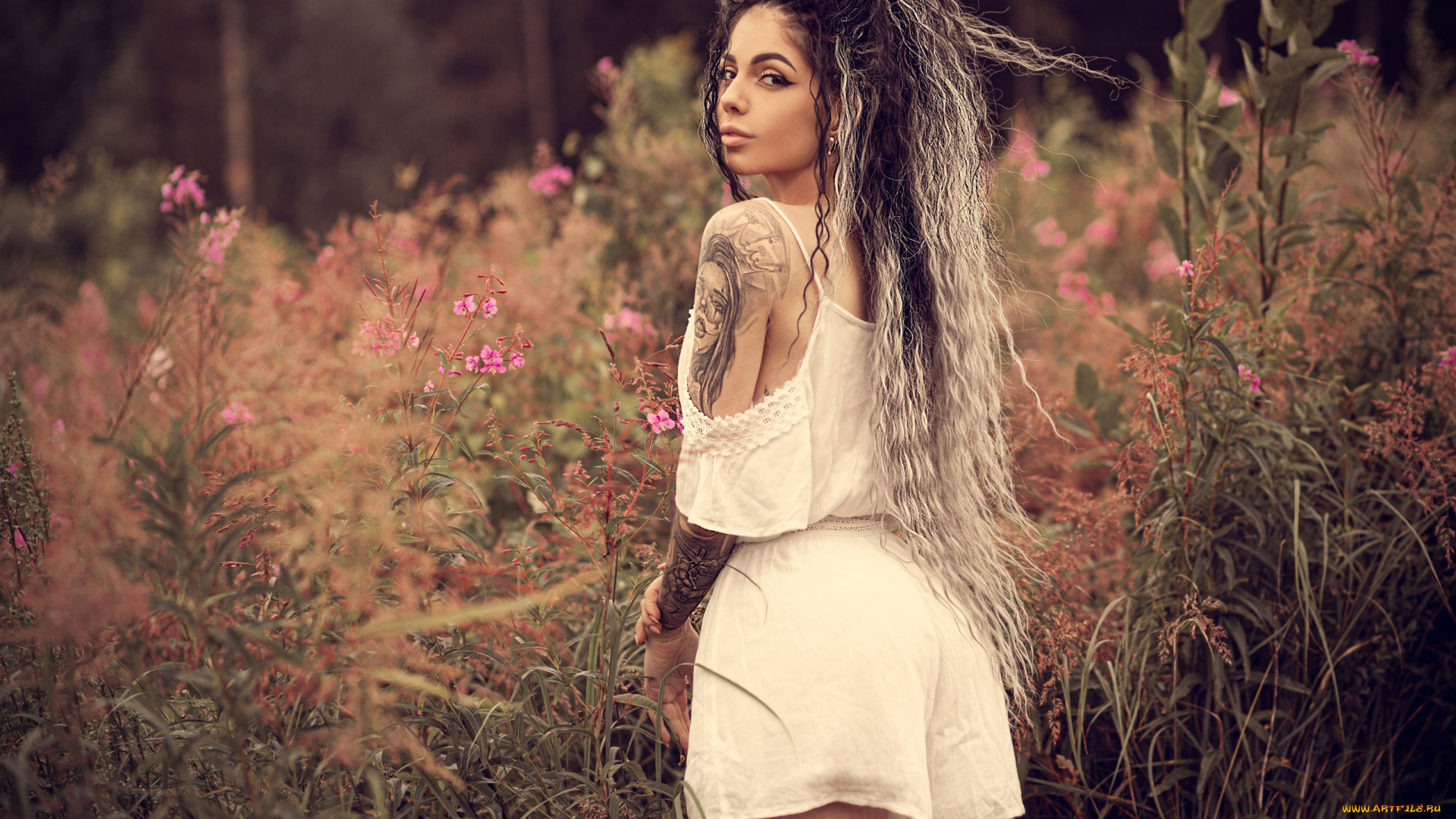 милена, кравцева, девушки, milena, kravceva, милена, кравцева, татуировка, тату, девушка, модель, брюнетка, поза, стройная, сексуальная, флирт