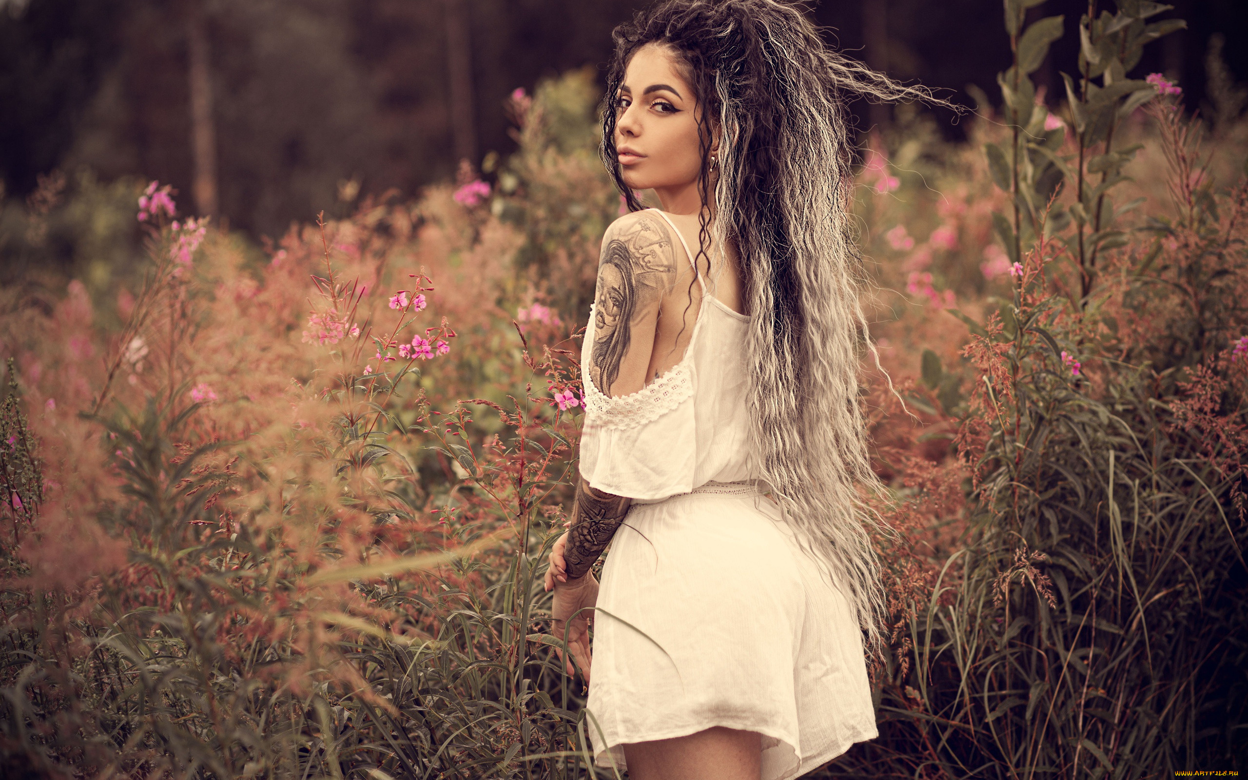 милена, кравцева, девушки, milena, kravceva, милена, кравцева, татуировка, тату, девушка, модель, брюнетка, поза, стройная, сексуальная, флирт