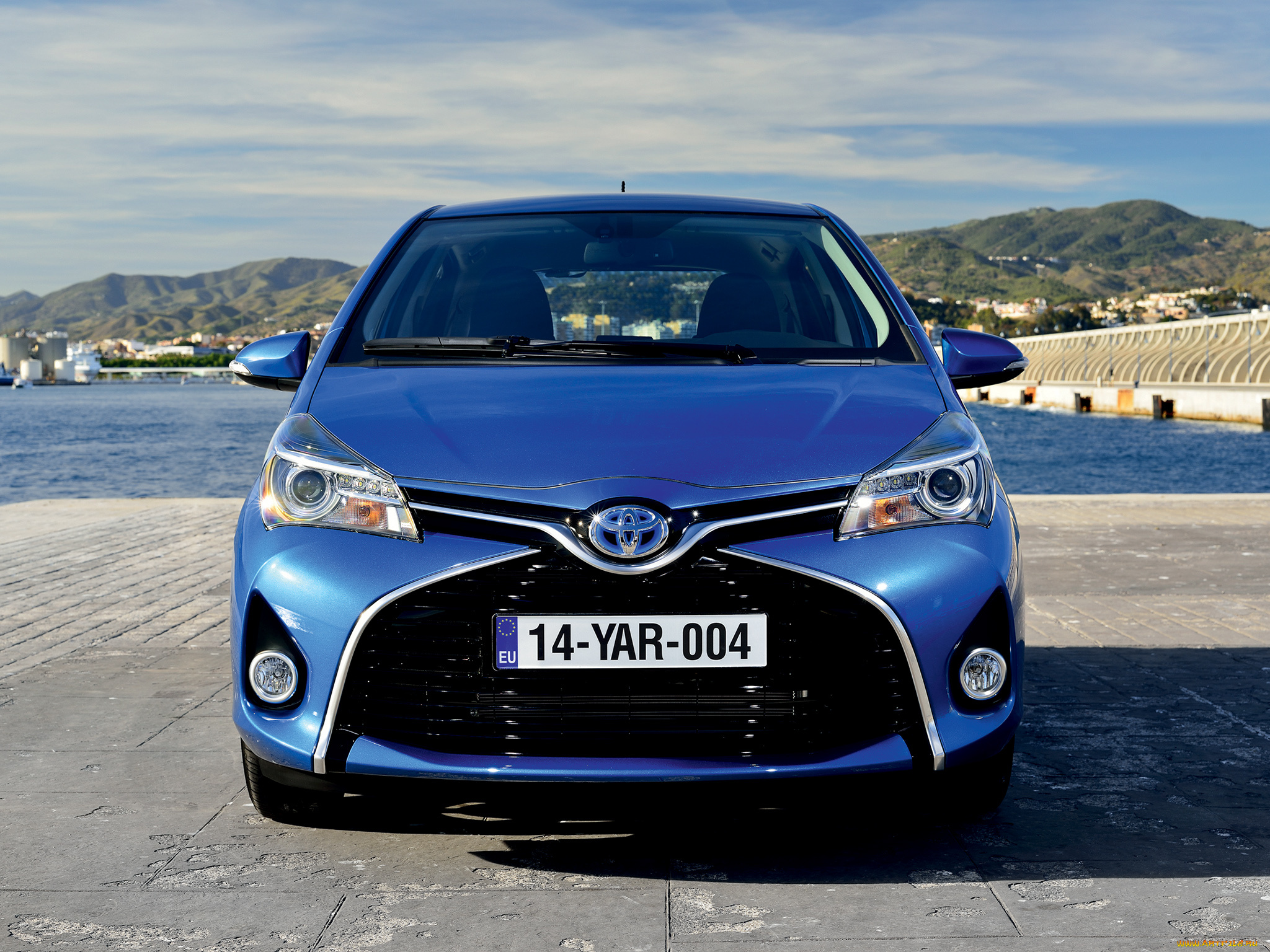 автомобили, toyota, hybrid, yaris, 2014г, синий