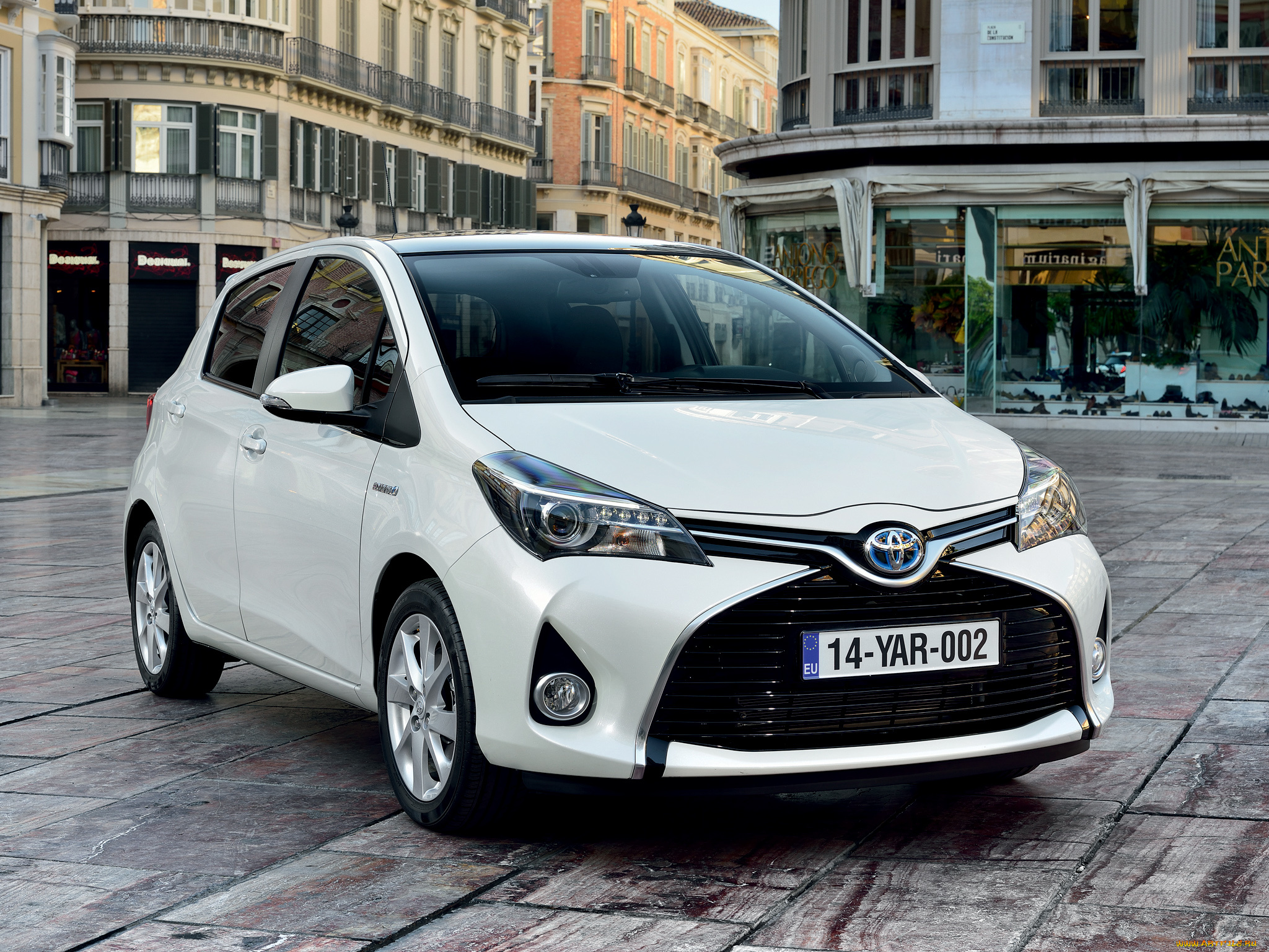 автомобили, toyota, yaris, светлый, 2014, hybrid