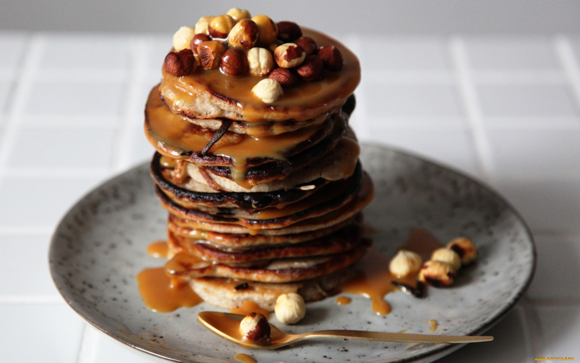 еда, блины, , оладьи, орехи, оладьи, крем
