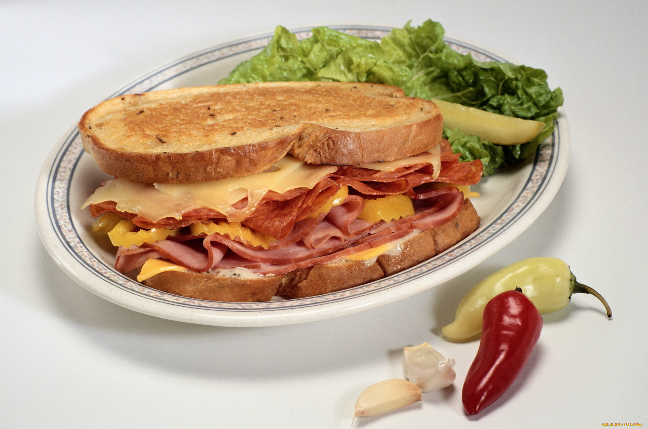 еда, бутерброды, гамбургеры, канапе, сыр, ветчина, перец, чеснок, тарелка