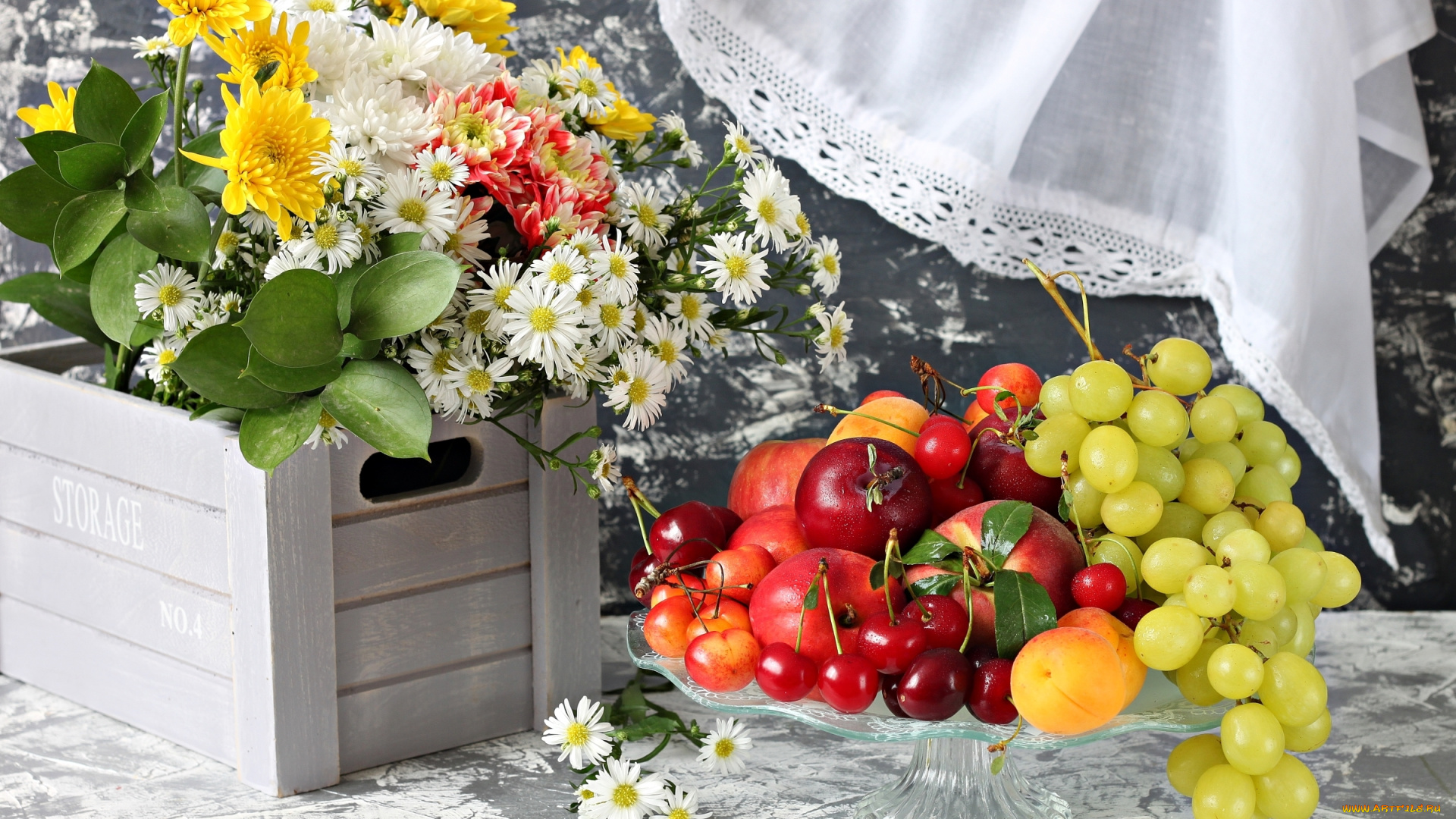 еда, натюрморт, цветы, букет, фрукты, виноград, нектарин, черешня, абрикос