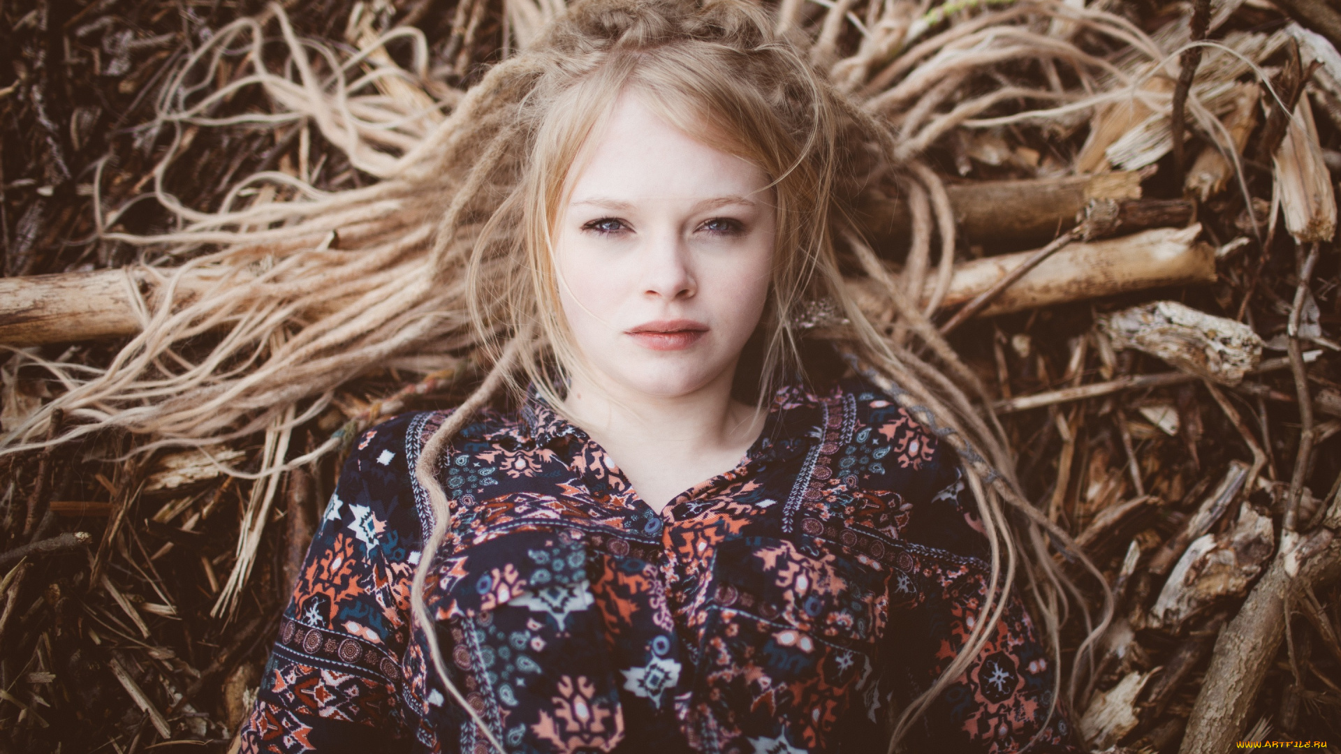 девушки, -unsort, , блондинки, взгляд, настроение, дреды, лицо, волосы