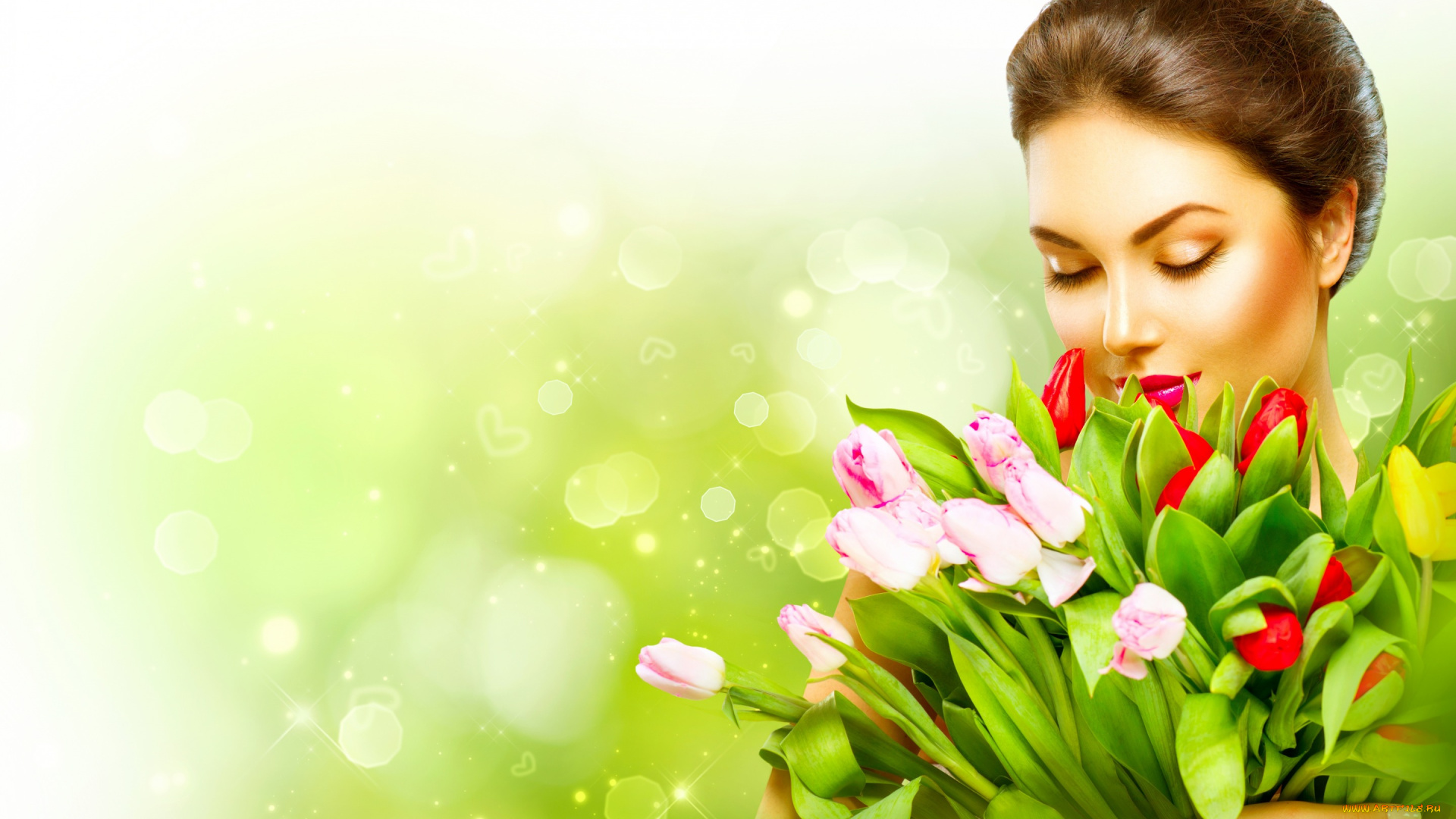 девушки, -unsort, , лица, , портреты, цветы, держит, макияж, боке, красивая, девушка, розовые, блики, букет, фон, красные, шатенка, закрыла, глаза, прическа, тюльпаны