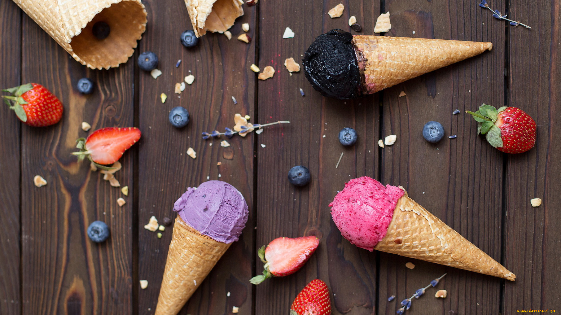еда, мороженое, , десерты, ягоды, рожок, вкусно