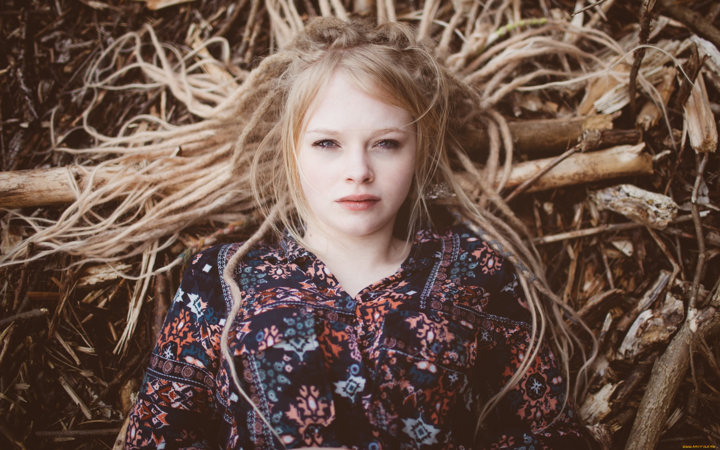 девушки, -unsort, , блондинки, взгляд, настроение, дреды, лицо, волосы