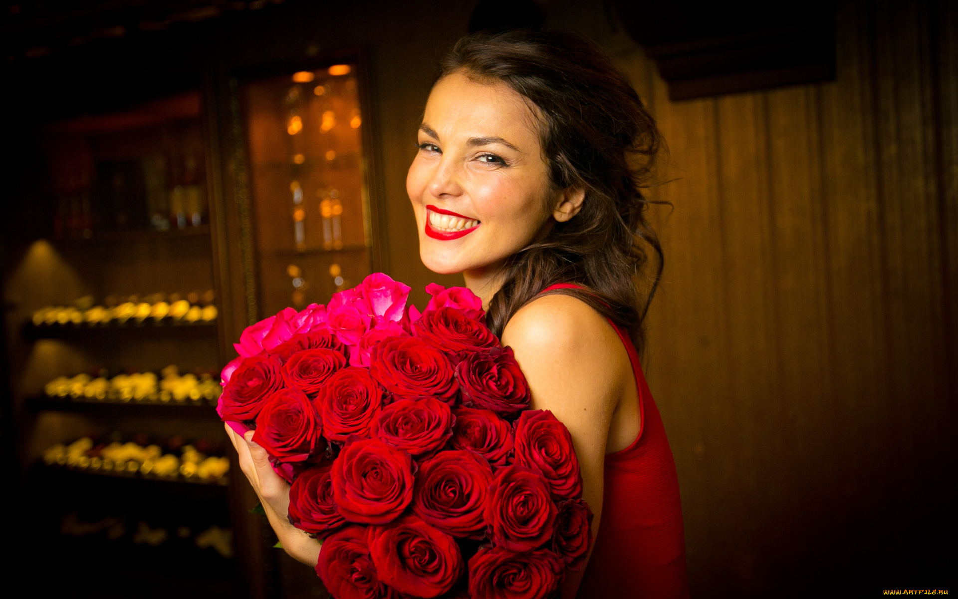 музыка, сати, казанова, певица, шатенка, улыбка, букет, розы