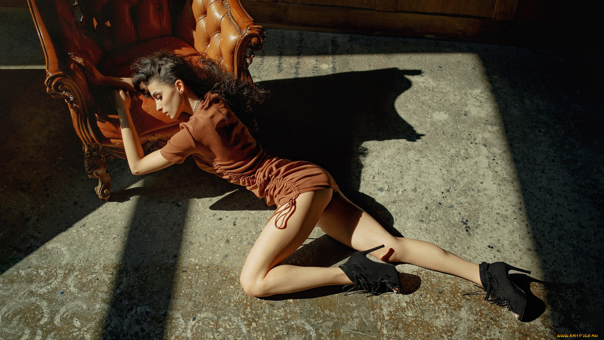 девушка, -, girl, девушки, -, брюнетки, , шатенки, девушка, женщина, брюнетка, темноволосая, сексуальная, модель, звезда, позирует, разная, обувь, верхняя, стильная, одежда, нижнее, эротическое, бельё, трусы, лифчик, колготки, чулки, аксессуары, макияж, и, множество, элементов, на, фотографии