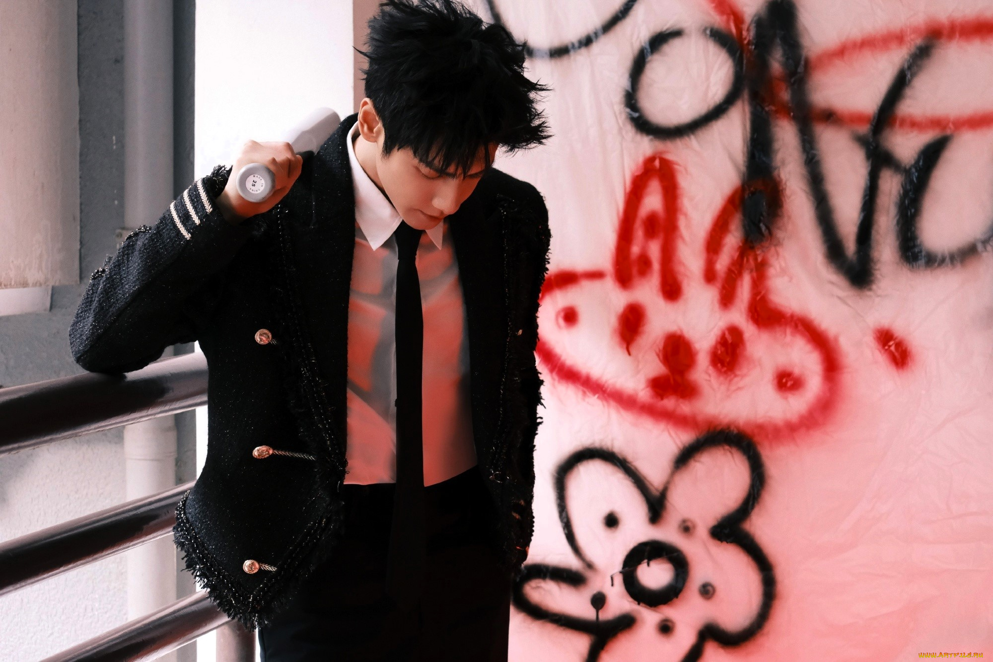 мужчины, luo, yunxi, актер, пиджак, граффити