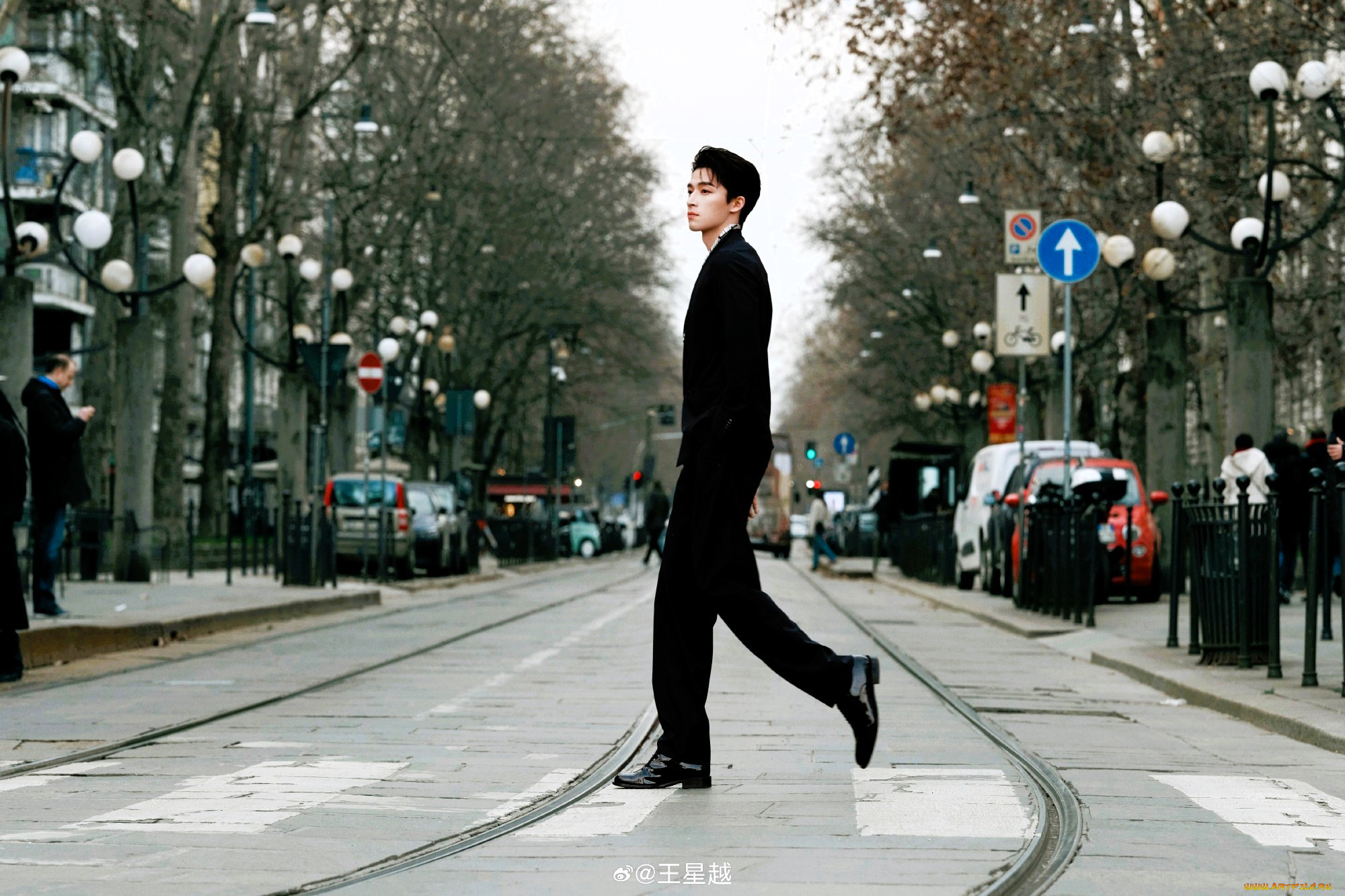 wang, xing, yue, мужчины, актер, костюм, город, улица, дорога, рельсы, транспорт