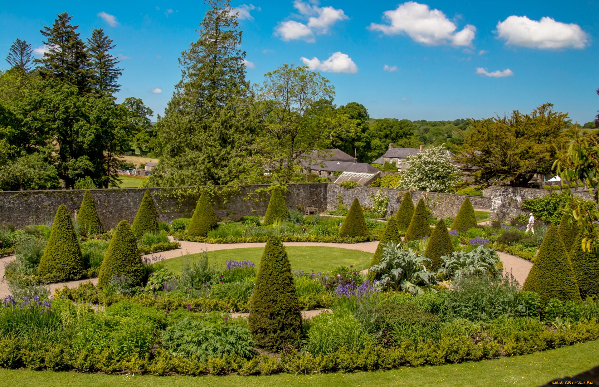 природа, парк, облака, крыши, деревья, растения, трава