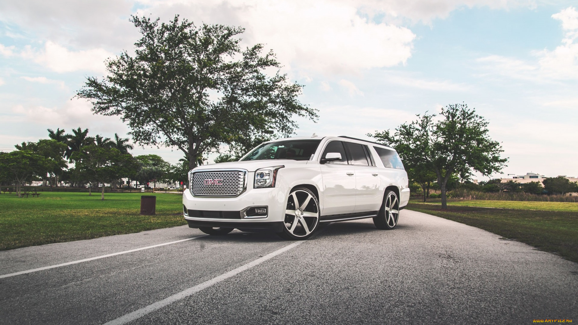 2018, gmc, yukon, автомобили, gm-gmc, трасса, американские, внедорожник, тюнинг, 2018, gmc, yukon, белый