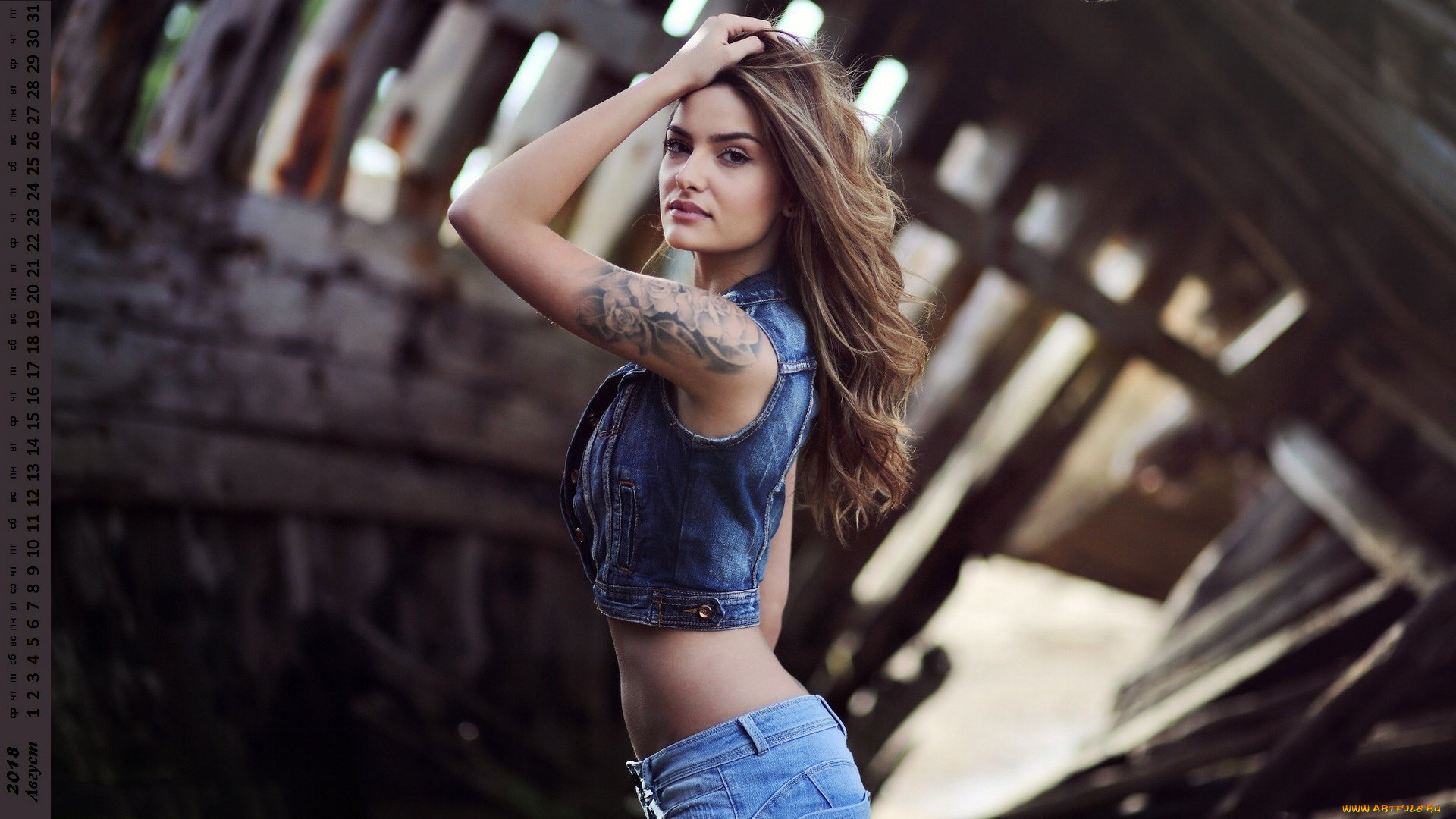 календари, девушки, взгляд, улица, тату