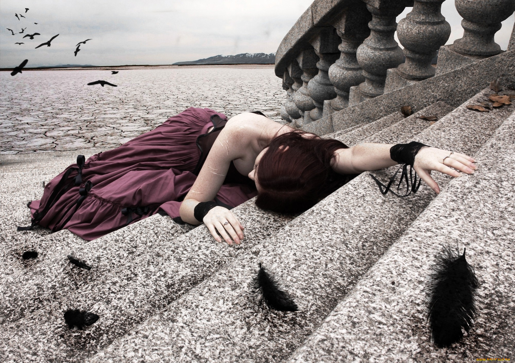 фэнтези, девушки, шрамы, перья, вороны, лестница