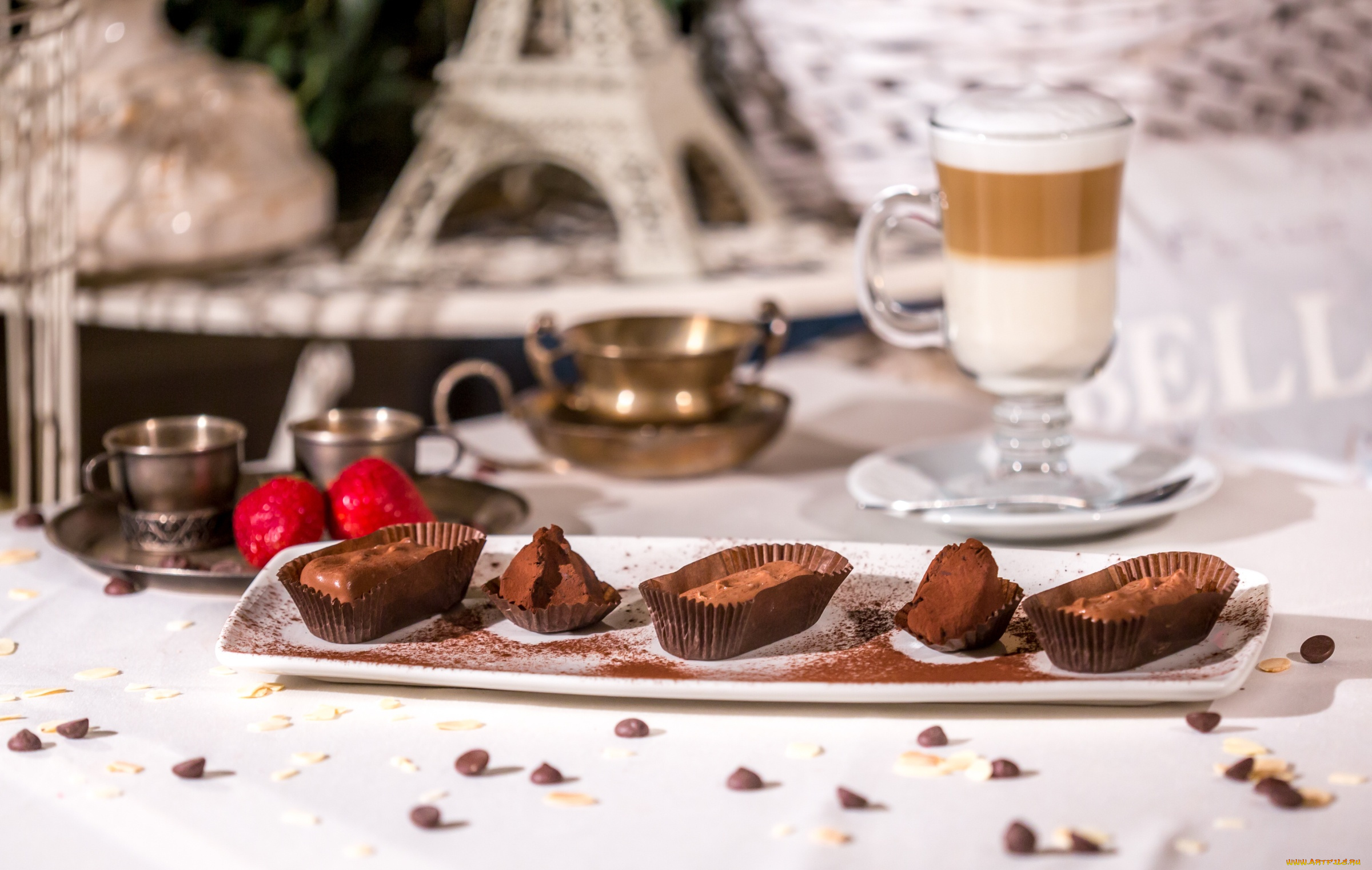 еда, конфеты, , шоколад, , сладости, клубника, шоколад, лате