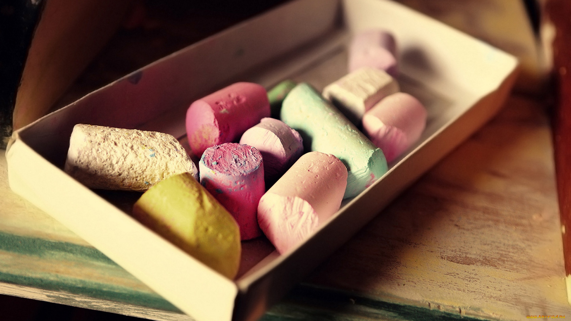 разное, канцелярия, , книги, коробка, мелки, цвета