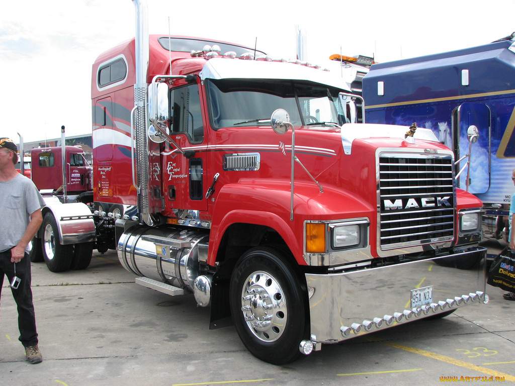 автомобили, mack