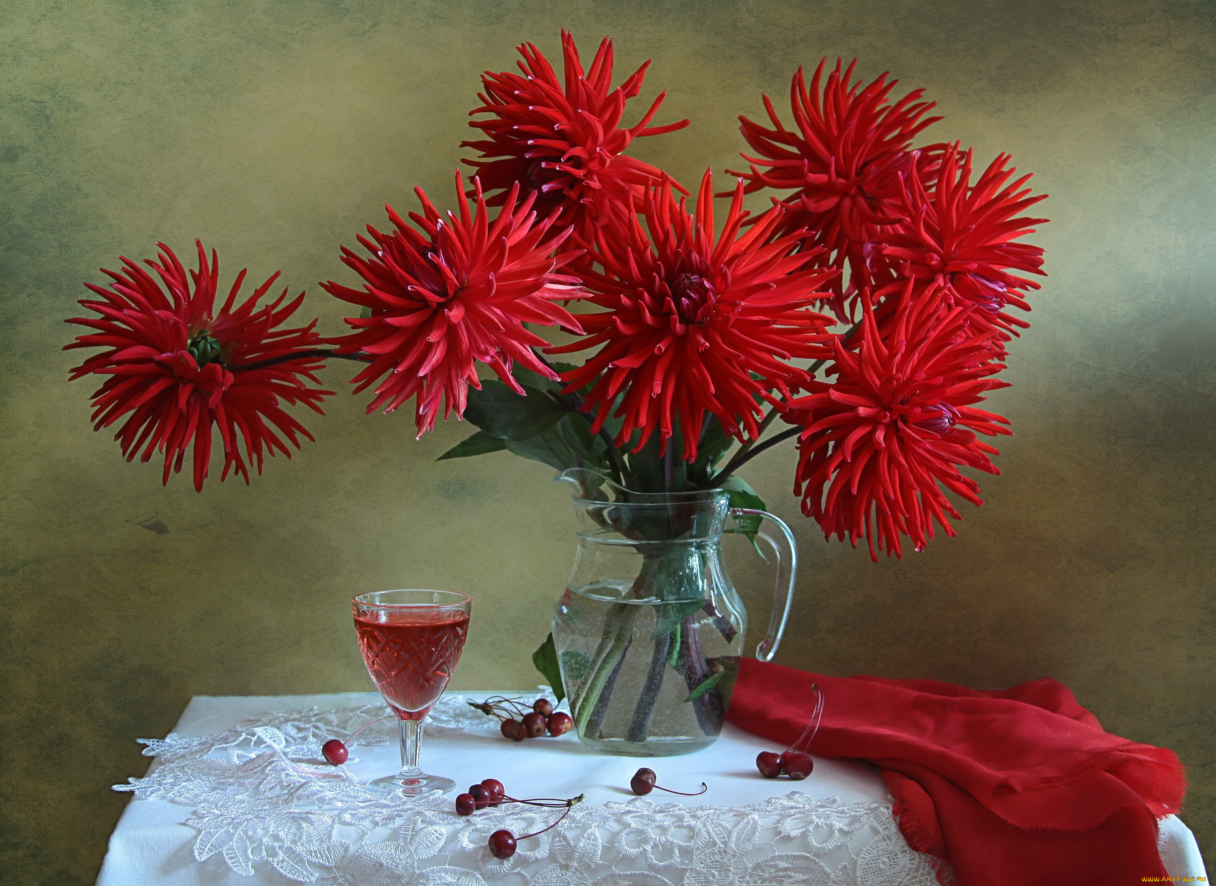 цветы, георгины, бокал, вишня